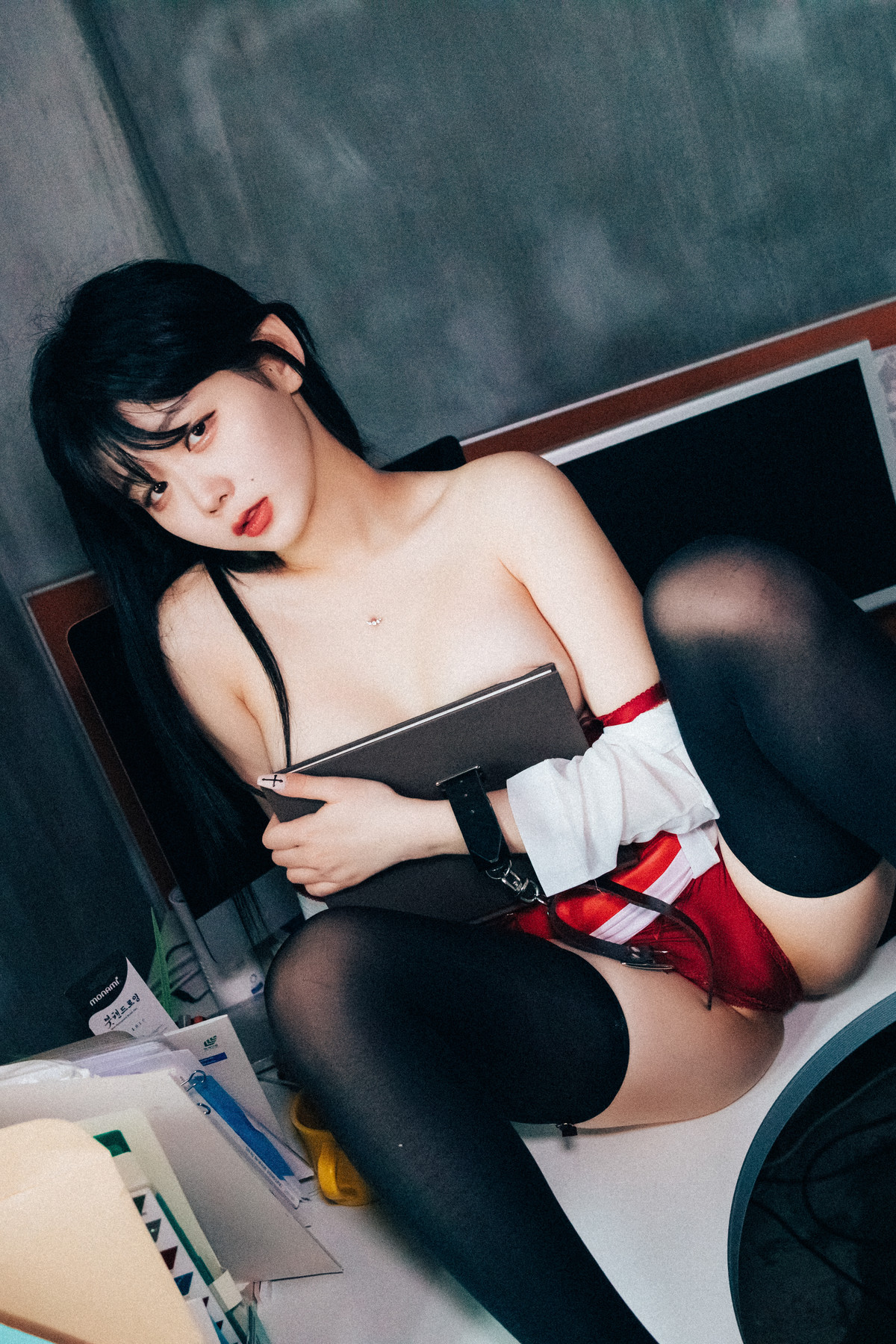 ZIA.Kwon 권지아, Loozy ‘Office Slave’ Set.05の写真 37