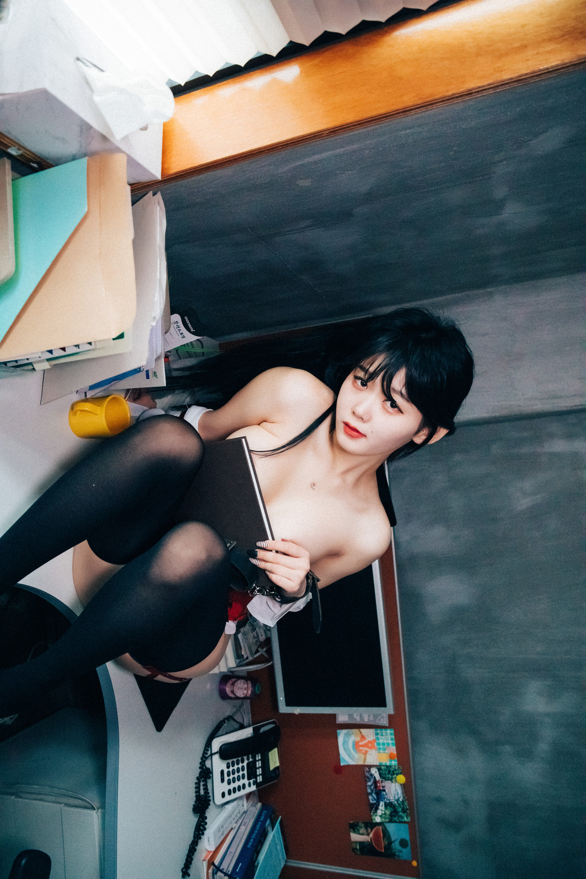ZIA.Kwon 권지아, Loozy ‘Office Slave’ Set.05の写真 40