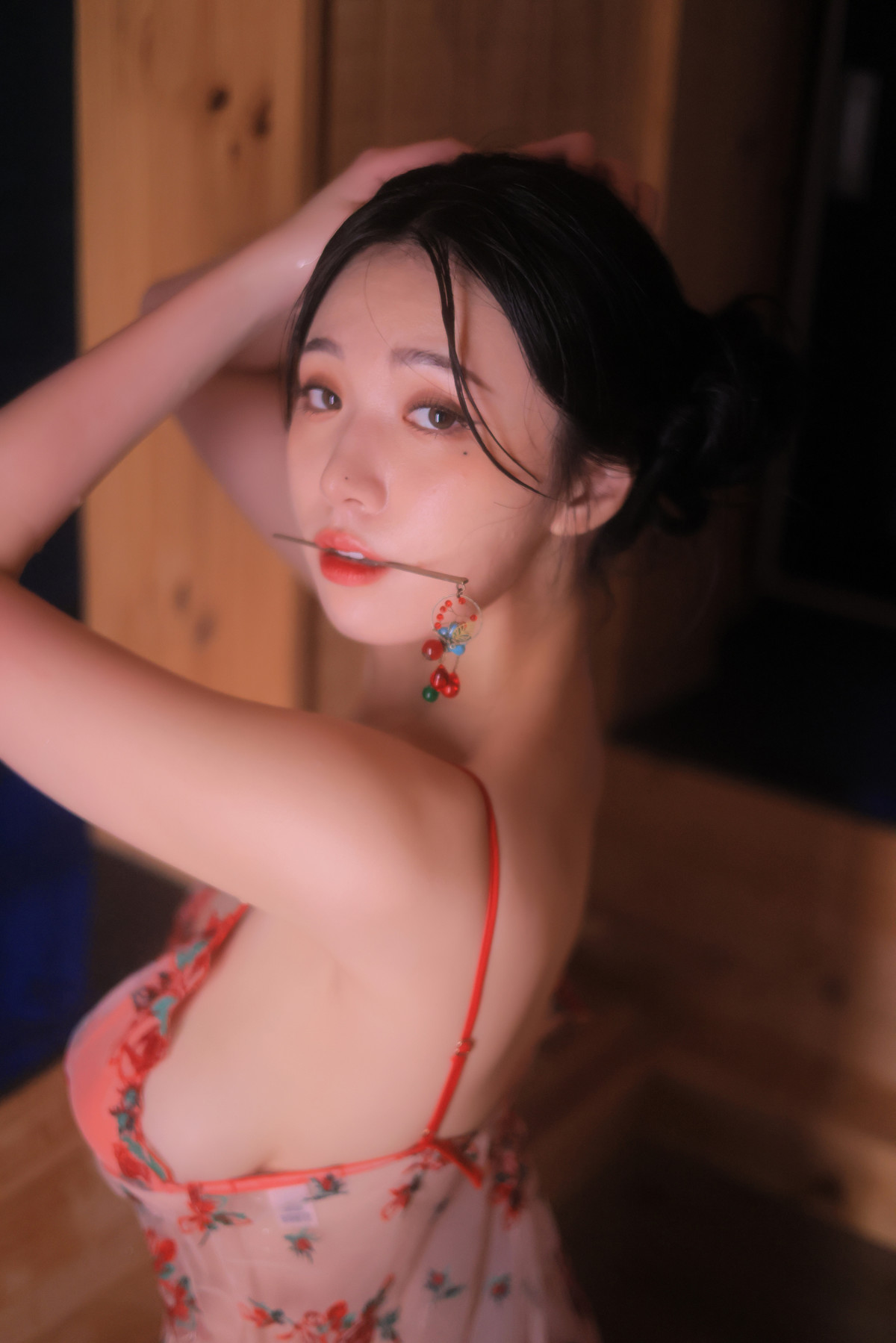 Yeon Woo 연우, Photobook ‘Heat’ Set.04の写真 23
