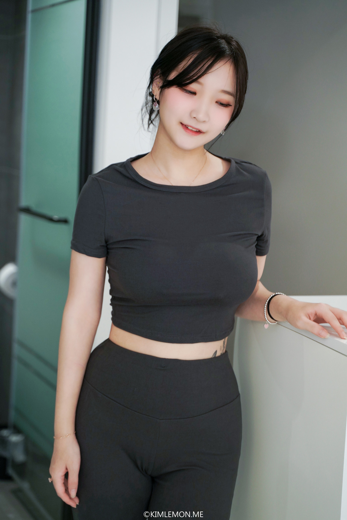 Yujin 유진, KIMLEMON Vol.01 Photobook Set.01の写真 2