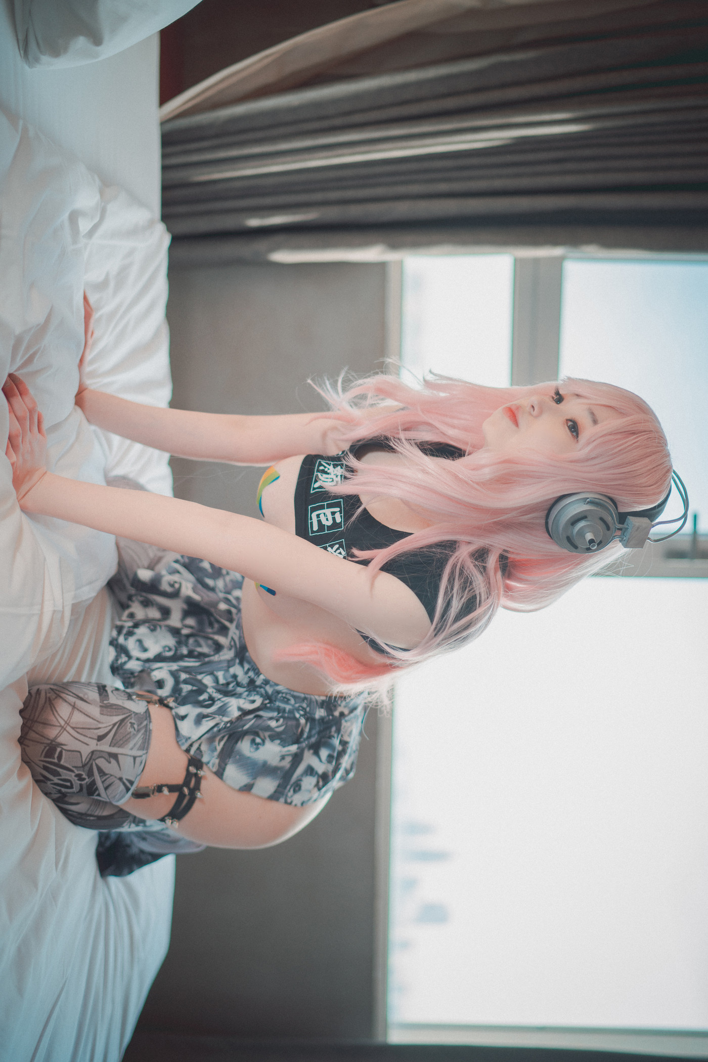 Bambi 밤비, DJAWA ‘Sonico-w Micro-top’の写真 19