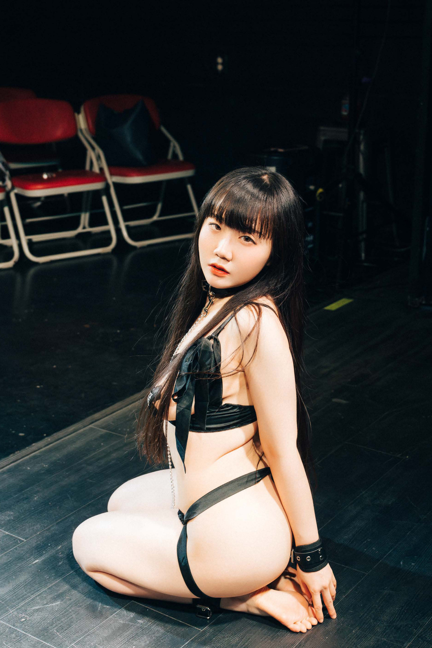 Doyeon 도연, Photobook ‘Open Training’ Set.01の写真 36