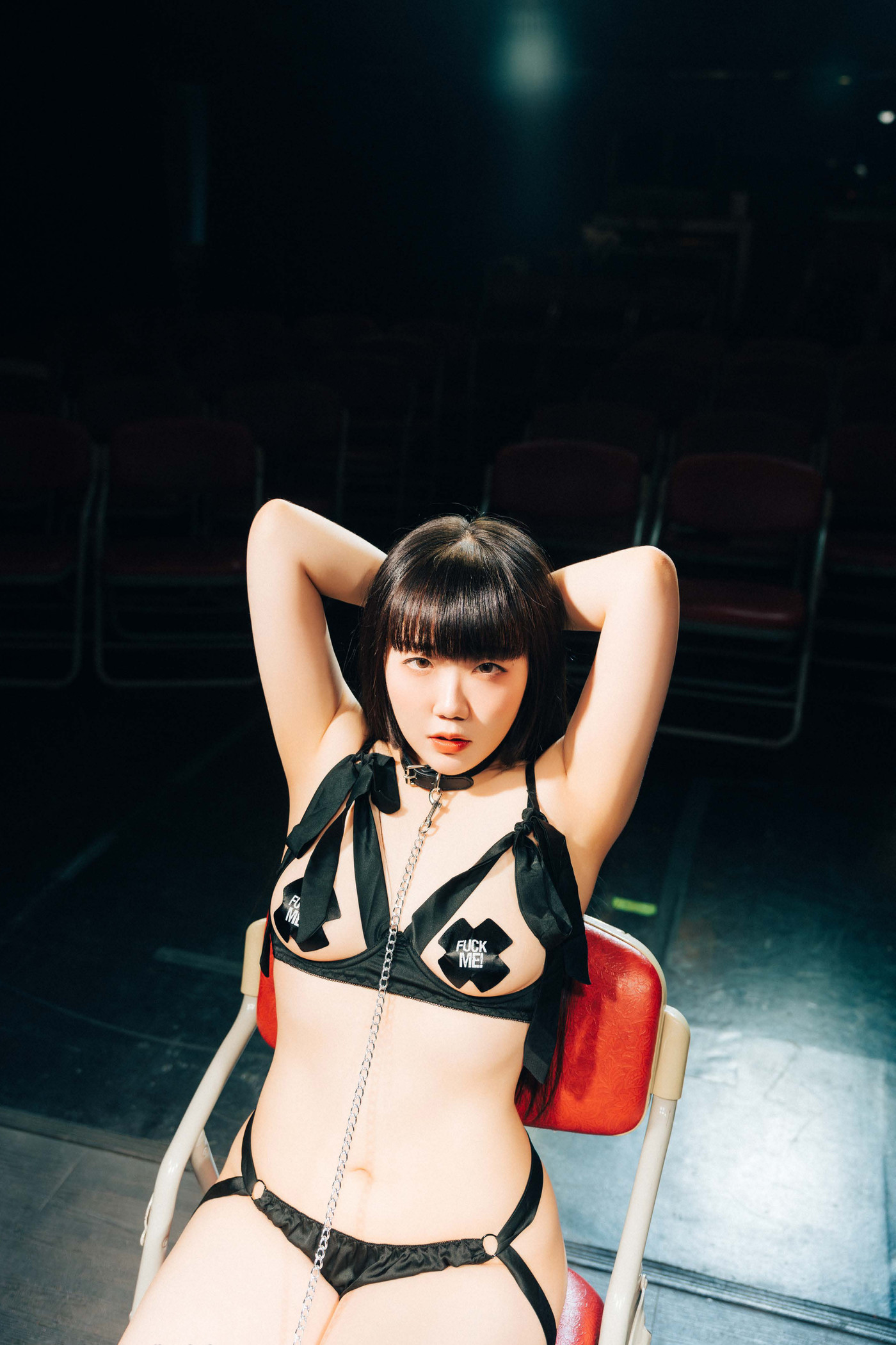Doyeon 도연, Photobook ‘Open Training’ Set.02の写真 5