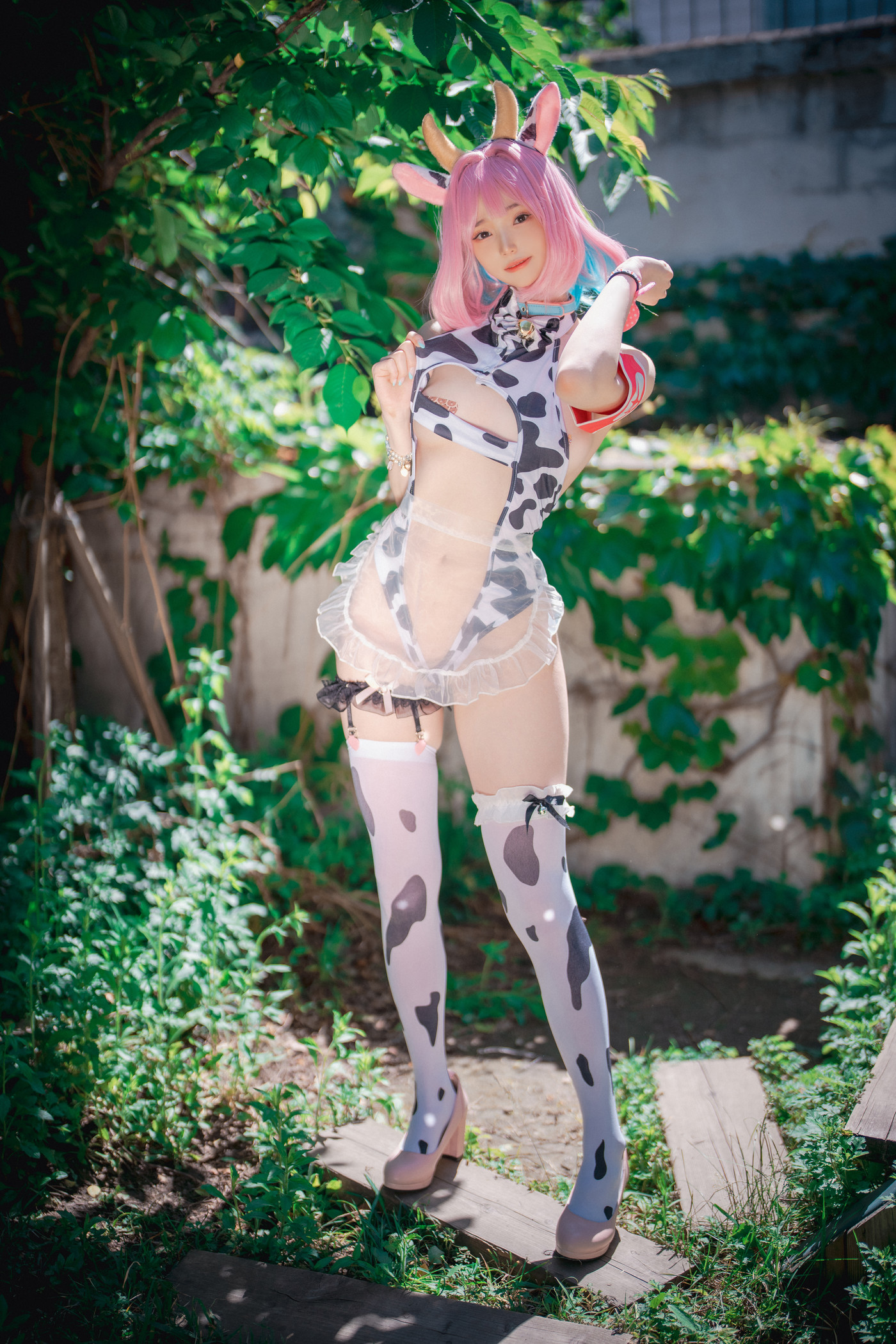 Bambi 밤비, DJAWA ‘Riamu’s Celebrating the Year of the Cow #1’ Set.01の写真 32