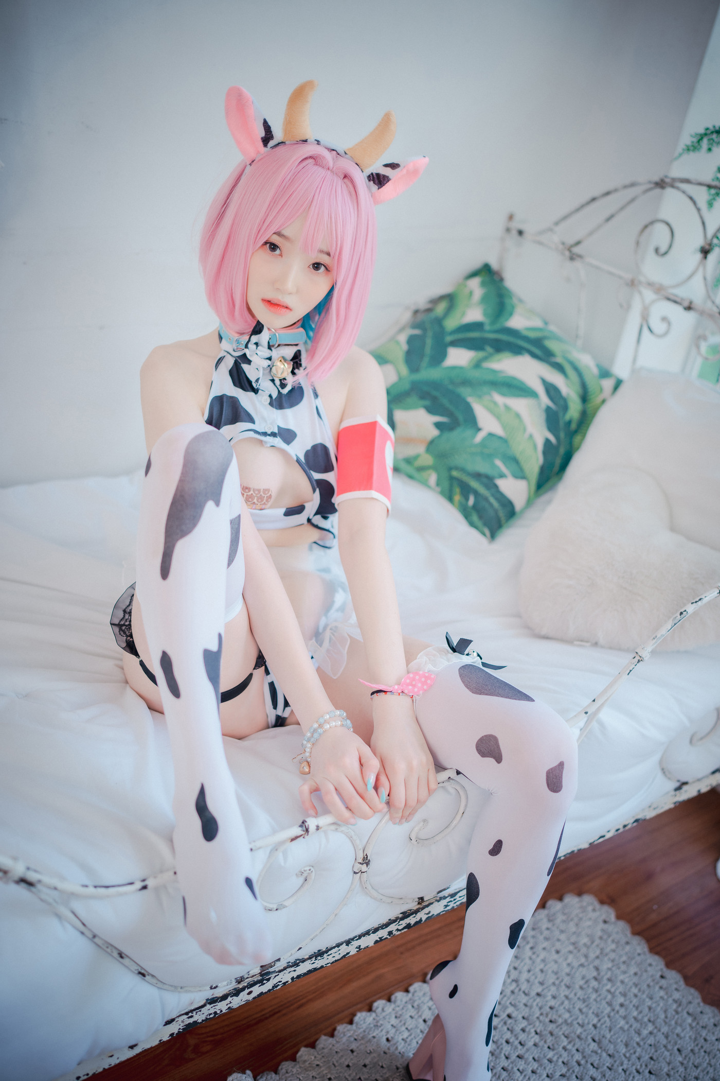 Bambi 밤비, DJAWA ‘Riamu’s Celebrating the Year of the Cow #1’ Set.03の写真 3