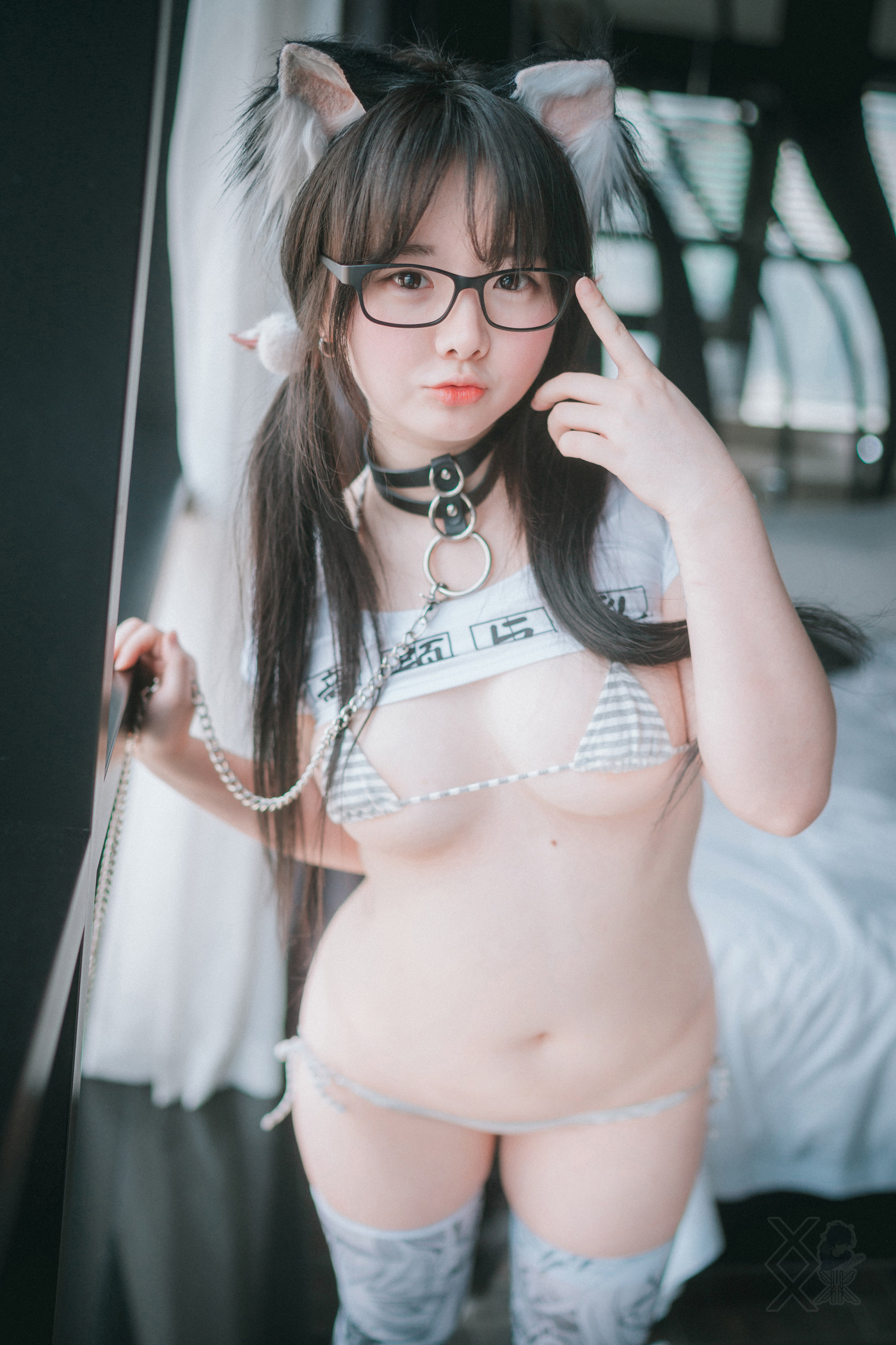 Aya 아야, DJAWA ‘Tamed Wolfgirl’の写真 3