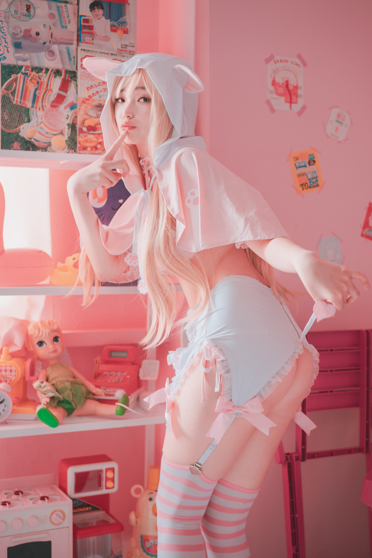 Bambi 밤비, DJAWA ‘Angel de Rosa’の写真 9