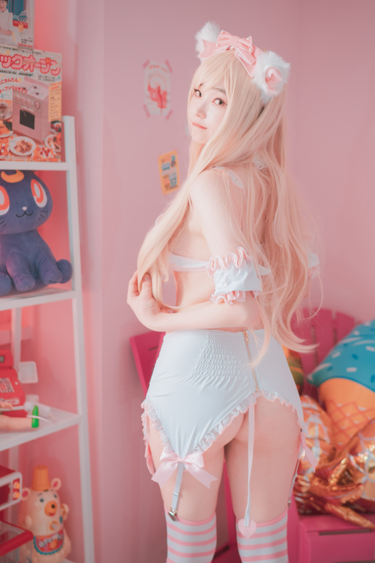 Bambi 밤비, DJAWA ‘Angel de Rosa’の写真 38