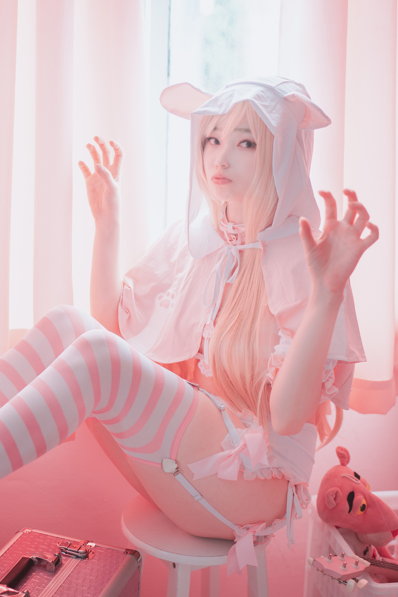 Bambi 밤비, DJAWA ‘Angel de Rosa’の写真 49