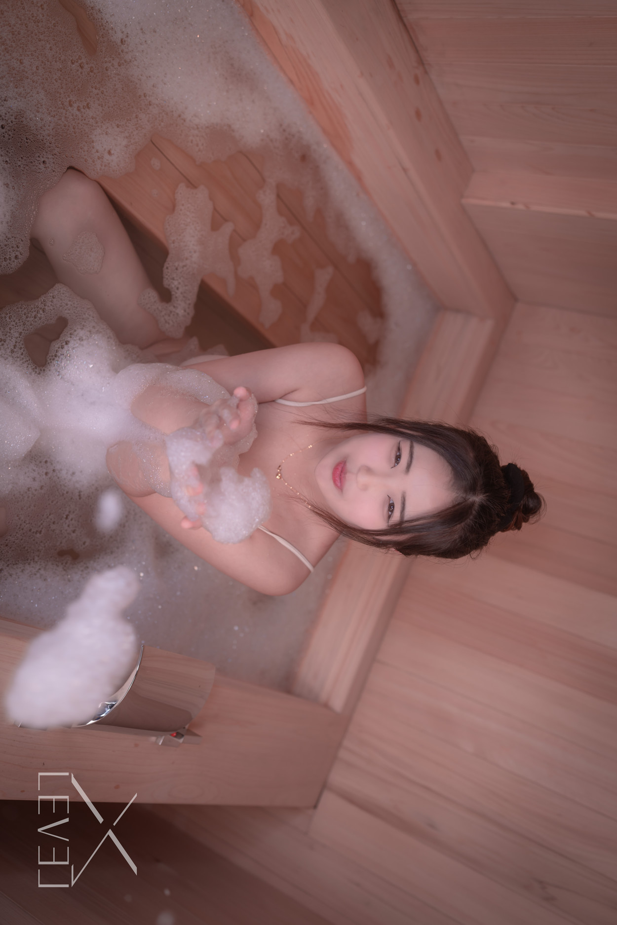 Yuna 유나, X-Level Photobook ‘HINOKI’ Set.02の写真 13