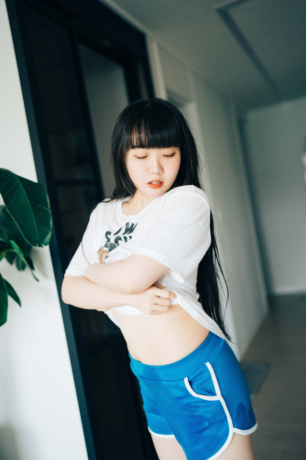 Doyeon 도연, Haivia Photobook ‘Sudden Visit’ Set.01の写真 9