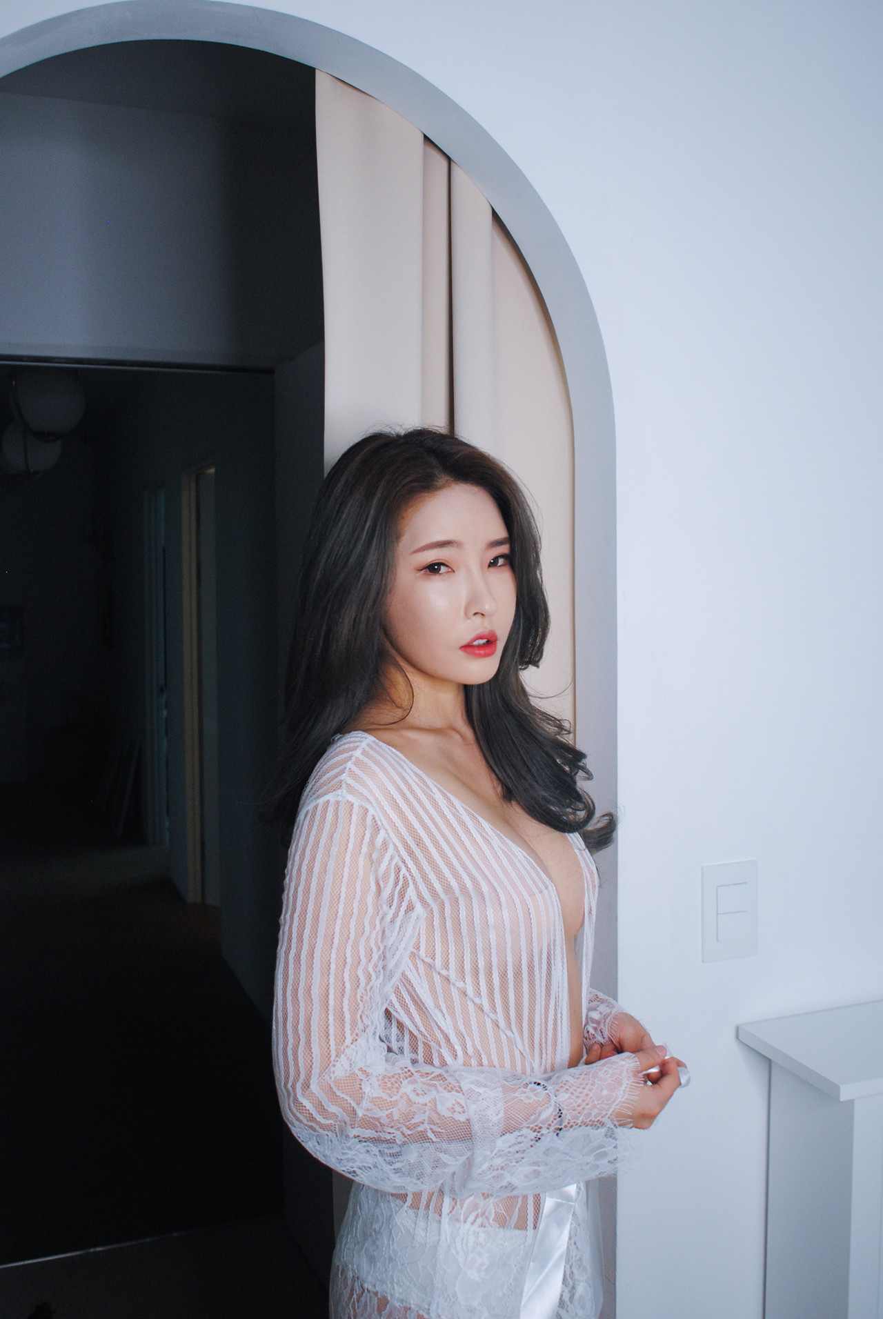 Hanna 한나, Photobook ‘White’の写真 3