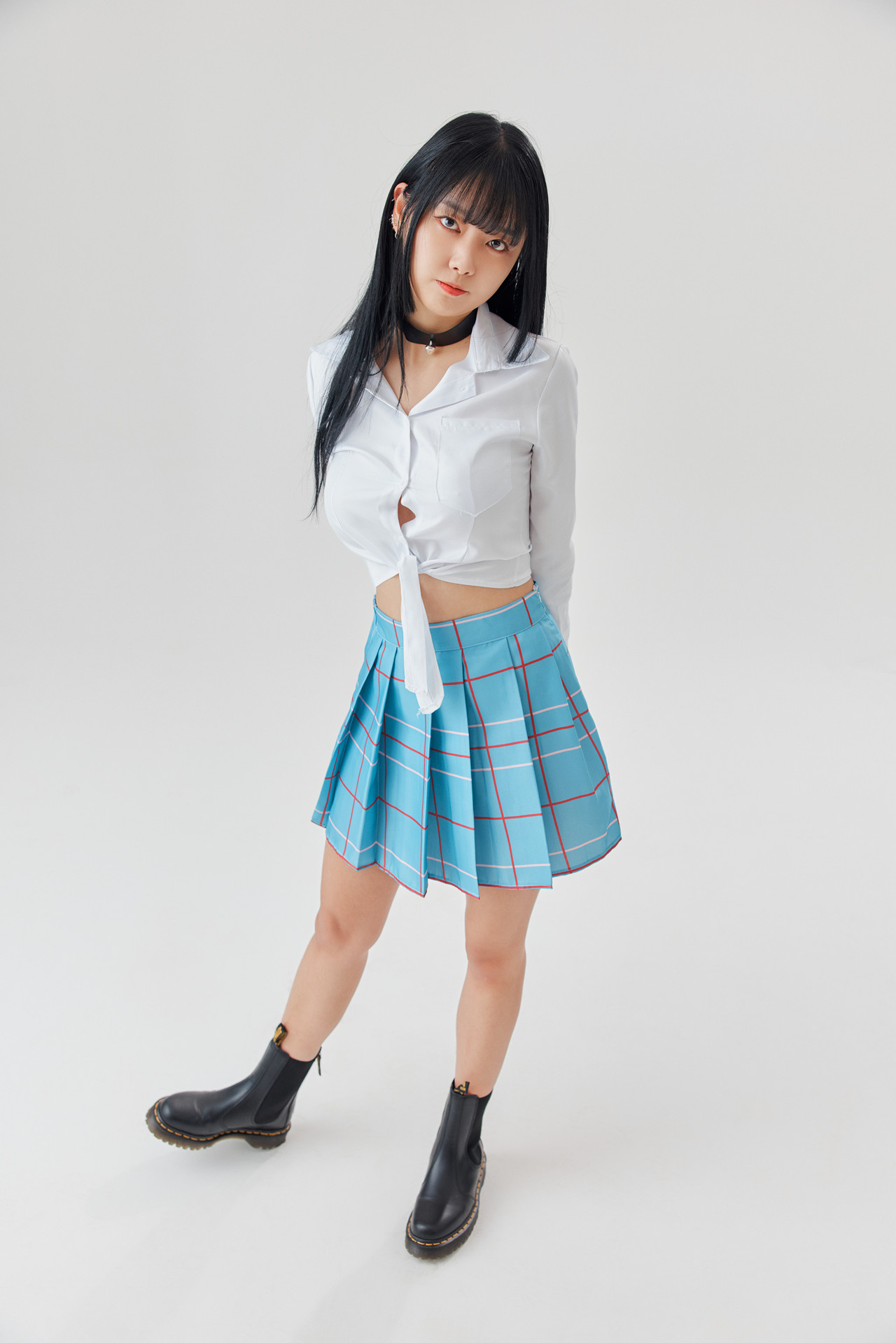 Kiki 키키, PhotoBook ‘Black Hair Marin ♥흑발 마린 키키♥’ Set.01の写真 4