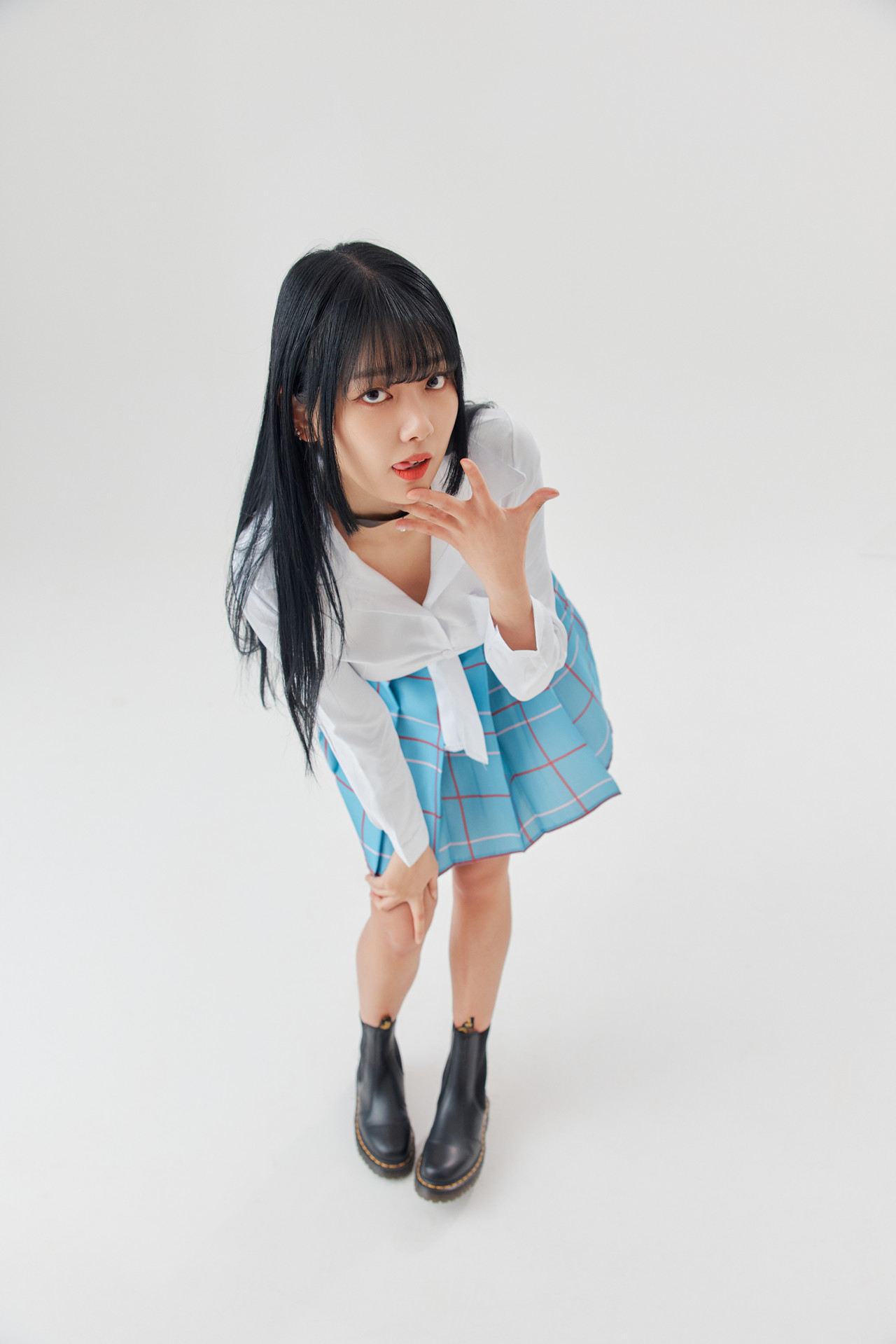 Kiki 키키, PhotoBook ‘Black Hair Marin ♥흑발 마린 키키♥’ Set.01の写真 5