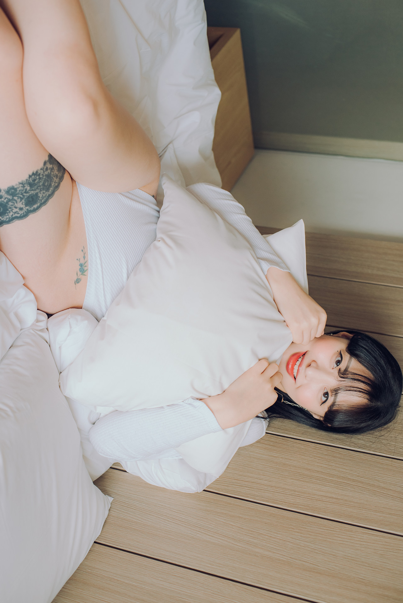 Seolhwa 설화, PURE MEDIA Vol.64 Photobook Set.01の写真 29
