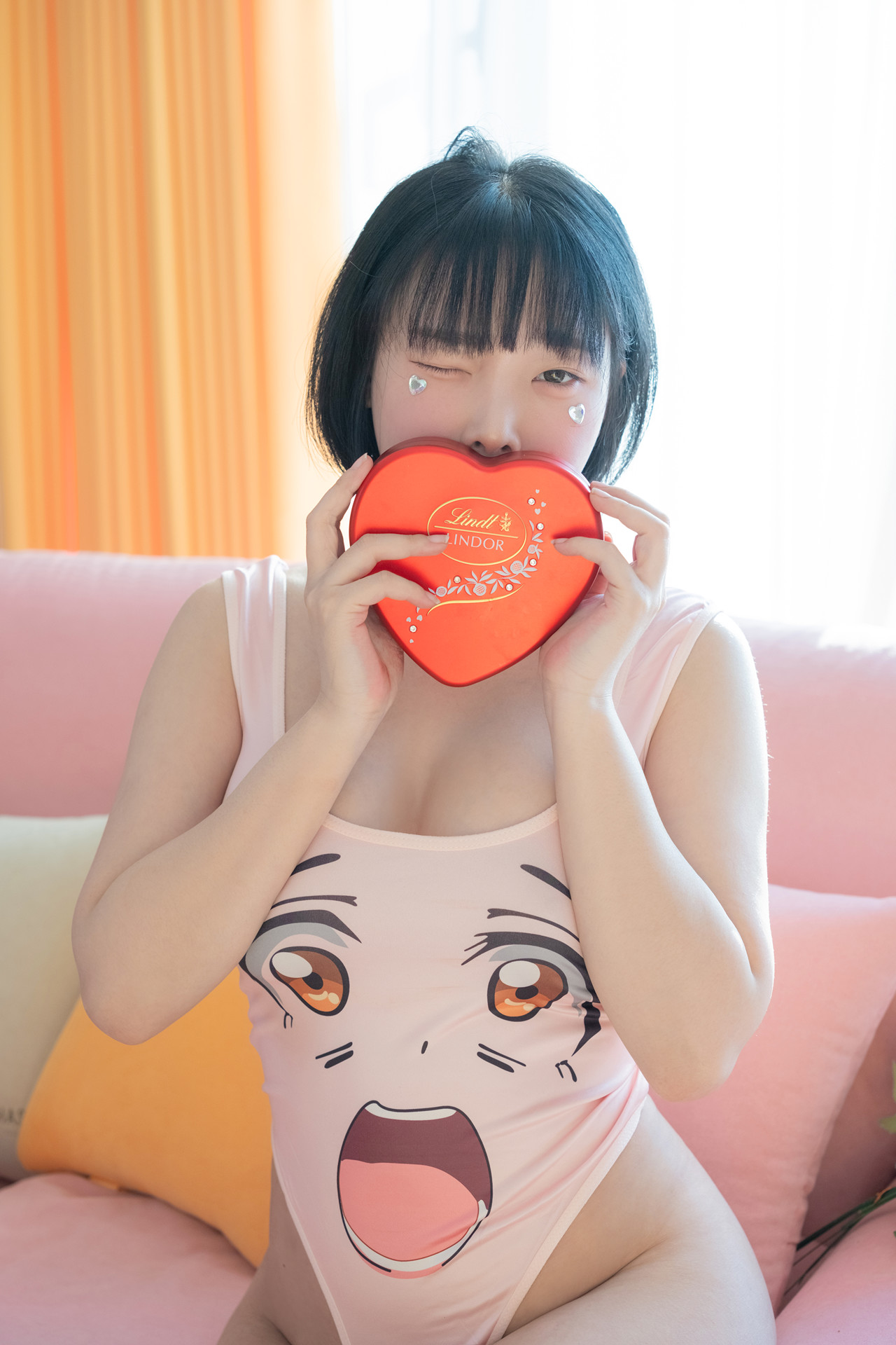 Kang Inkyung 강인경, Photobook ‘Valentine’の写真 9