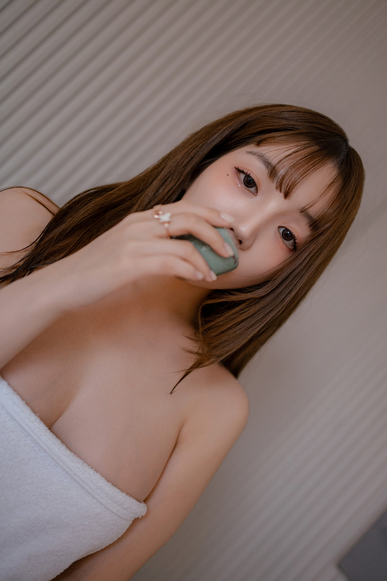 Yoonbly, Sera Photobook ‘In the Water’ Set.02の写真 38