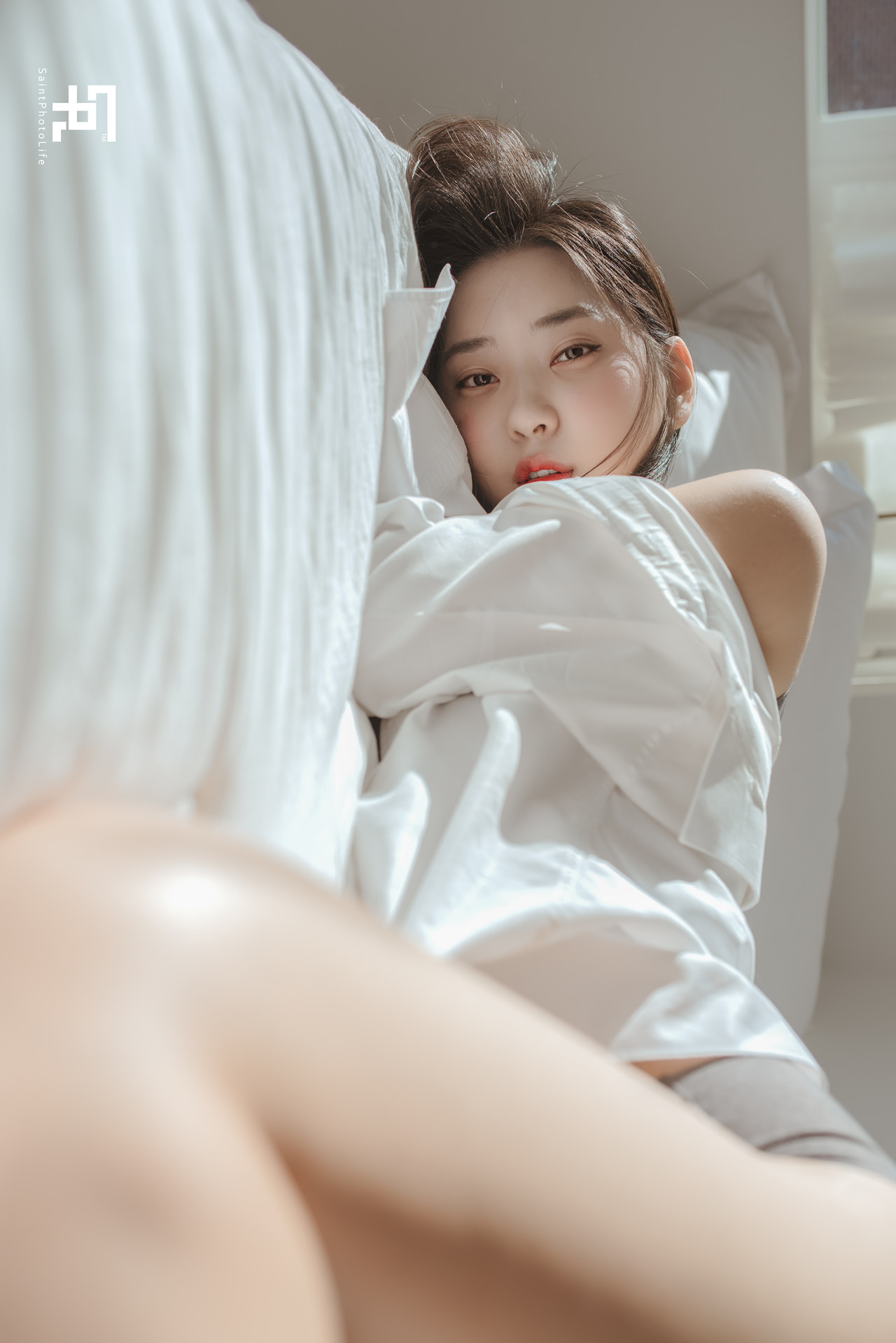 Shin Jae-Eun 신재은, Saint PhotoLife “Romance”の写真 16