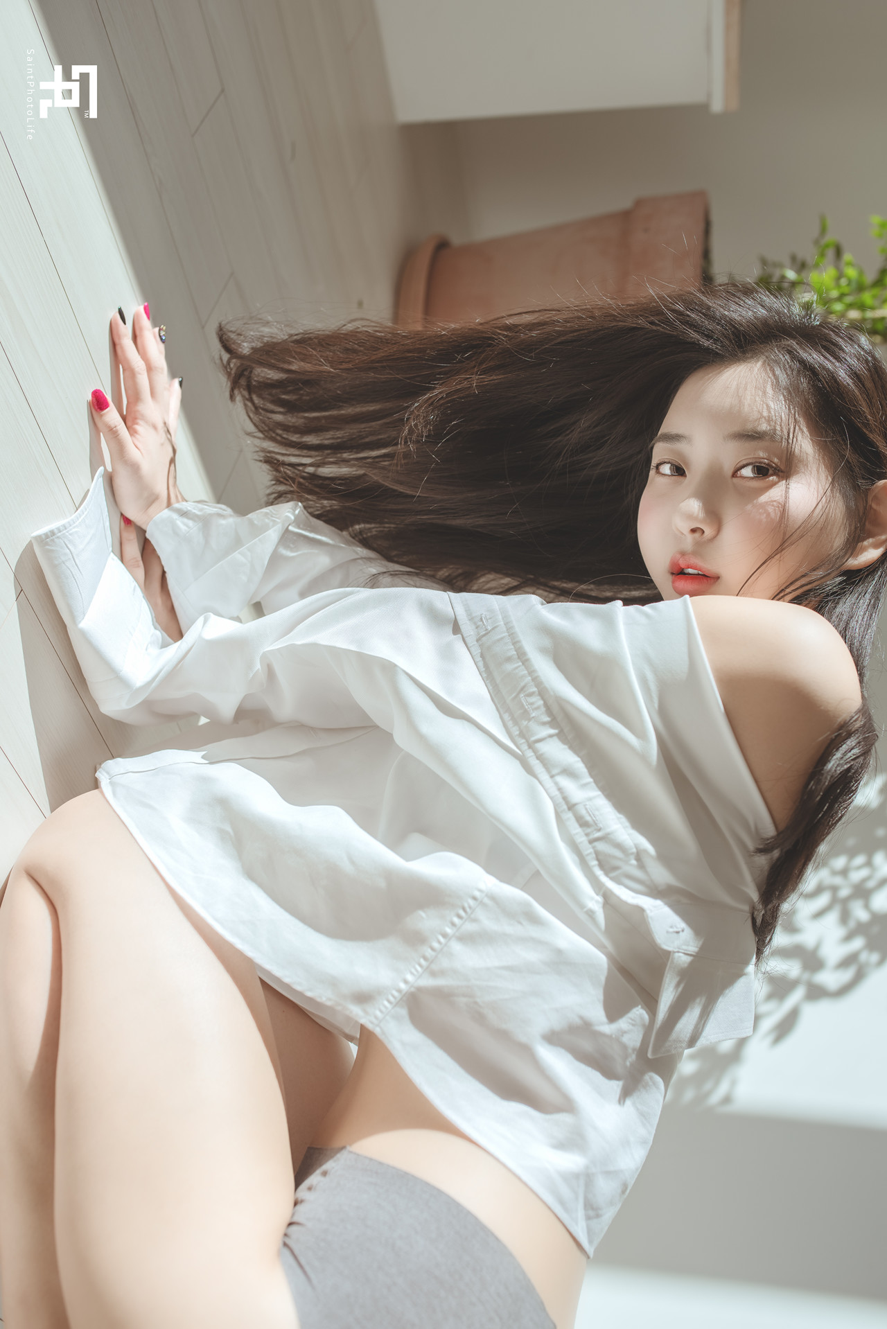 Shin Jae-Eun 신재은, Saint PhotoLife “Romance”の写真 24