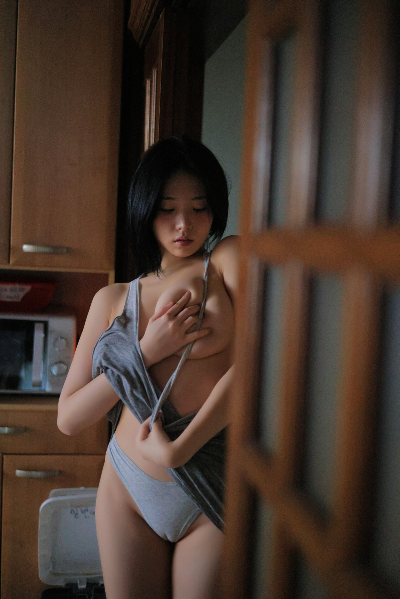 Yeon Woo 연우, Photobook ‘Shoujo’ Set.01の写真 12