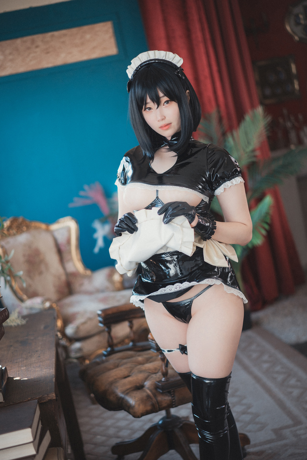 Bambi 밤비, DJAWA ‘Femme de Chambre en Latex’ Set.01の写真 15