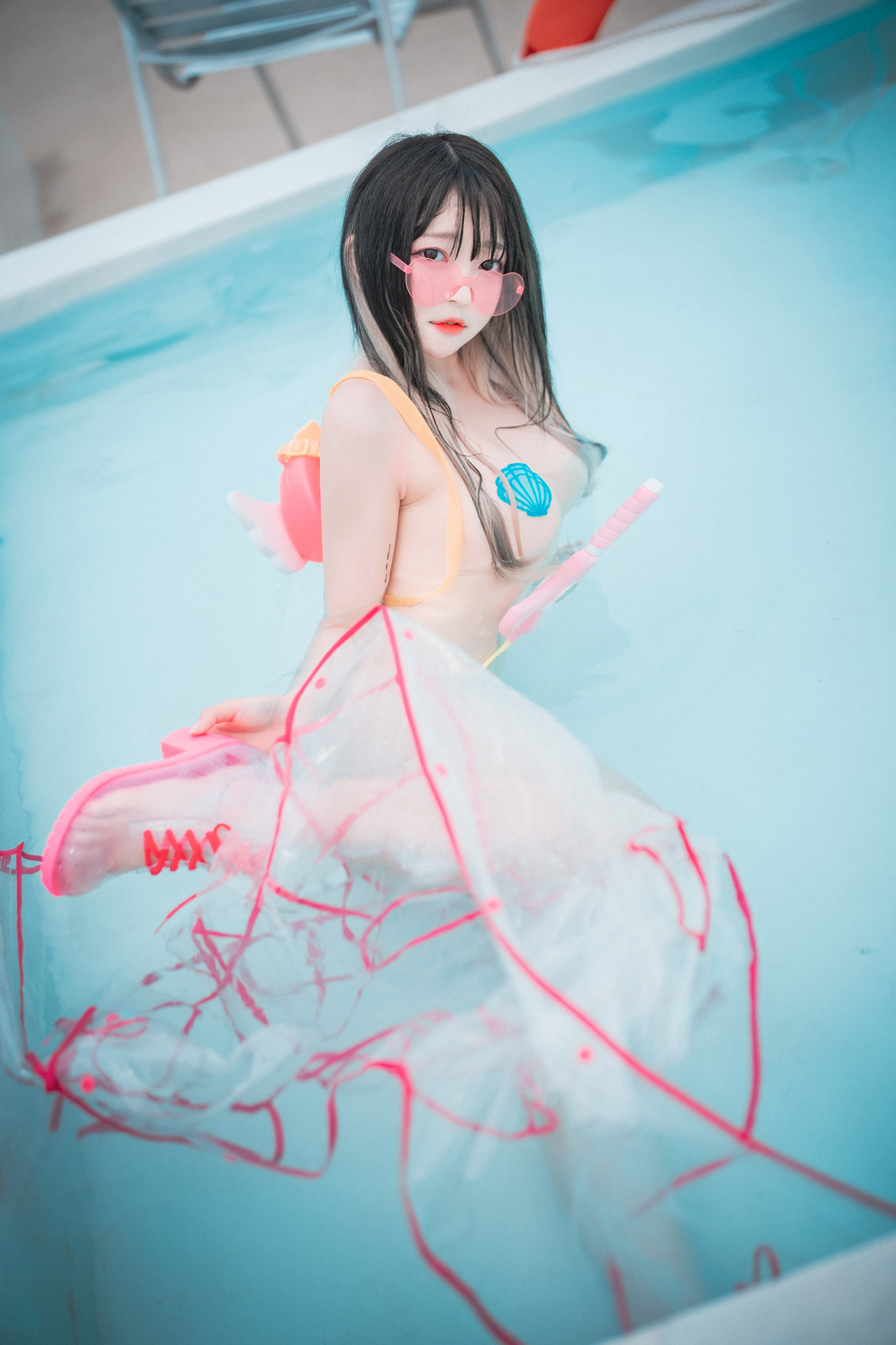 Aram 아람, DJAWA ‘Poolside Summer’ Set.02の写真 20