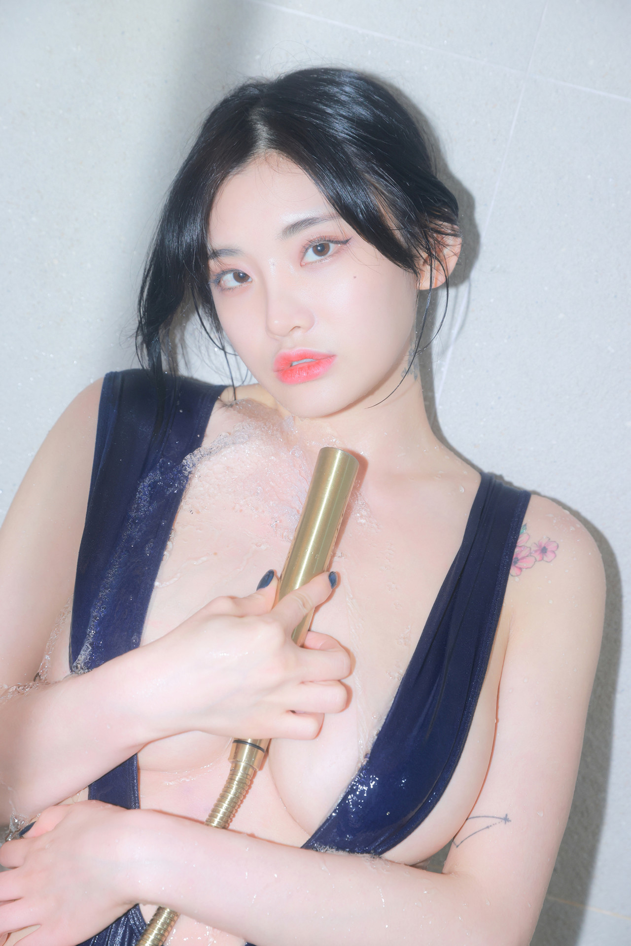 Sula 첼설아, Photobook ‘Navy Bodysuit’ Set.03の写真 16