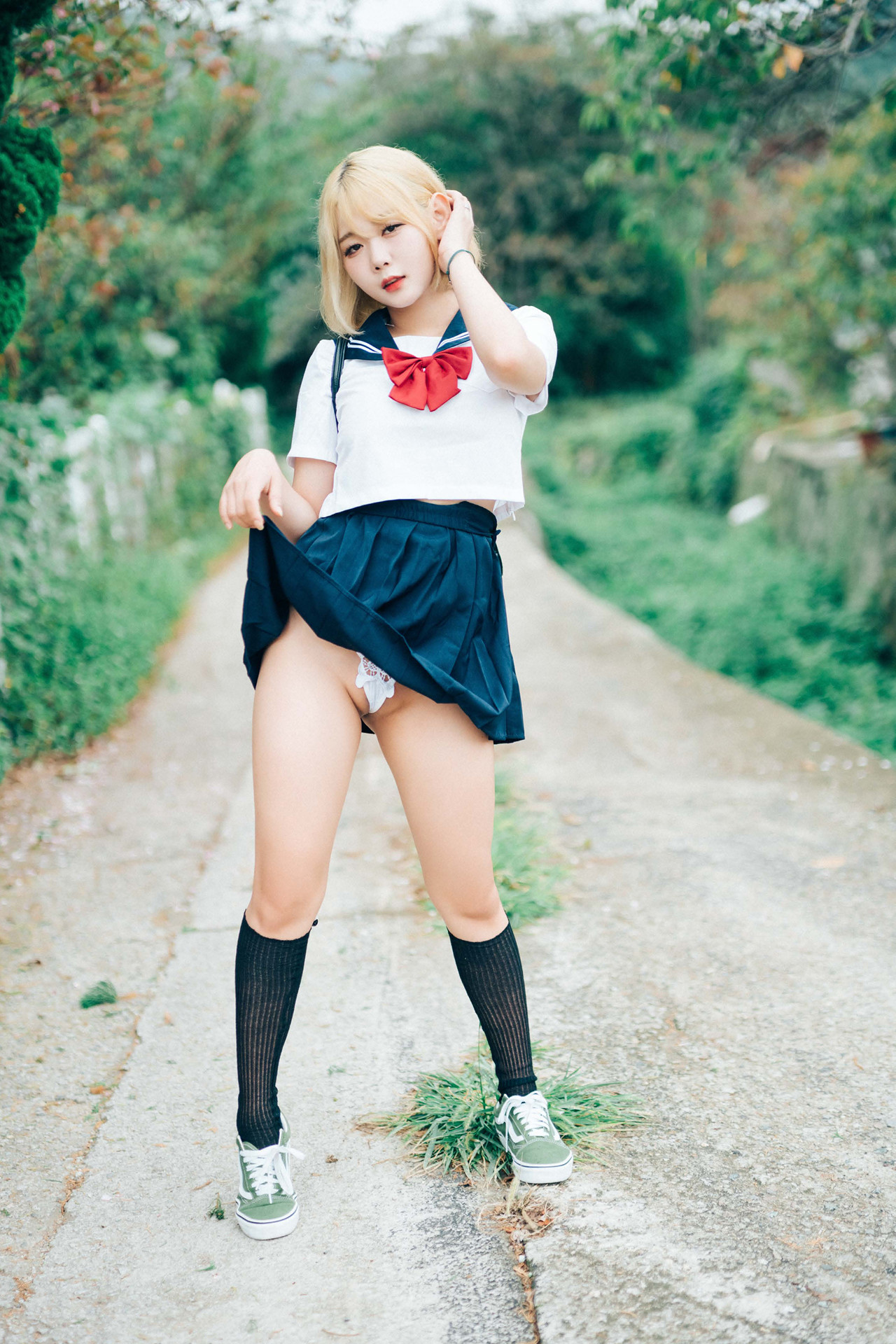 ZIA.Kwon 권지아, Haivia ‘Summer Memories’ Set.02の写真 15
