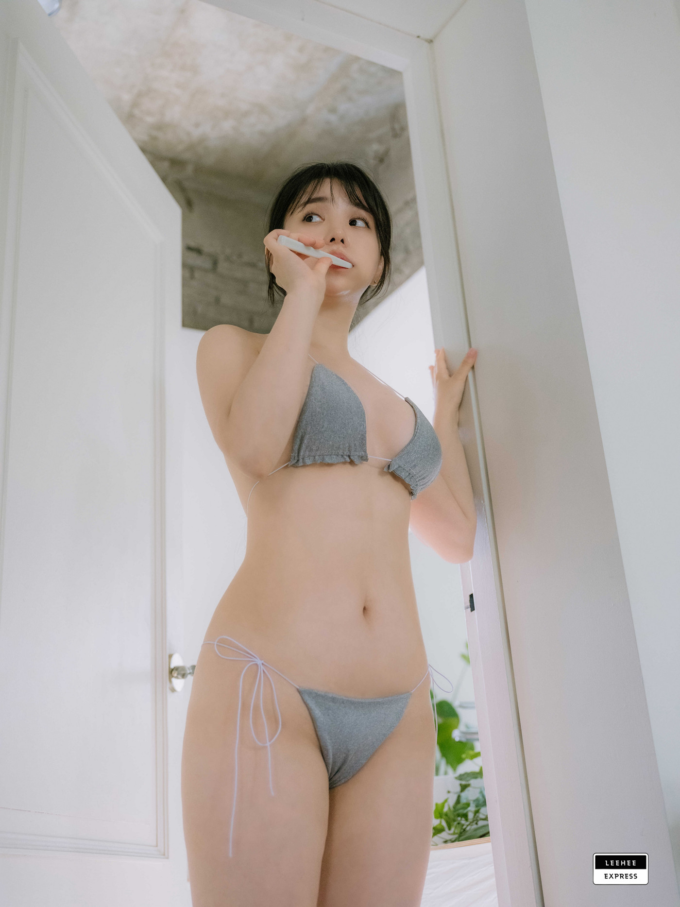 Yuri 유리, LEEHEE EXPRESS LEND-037 Set.02の写真 6