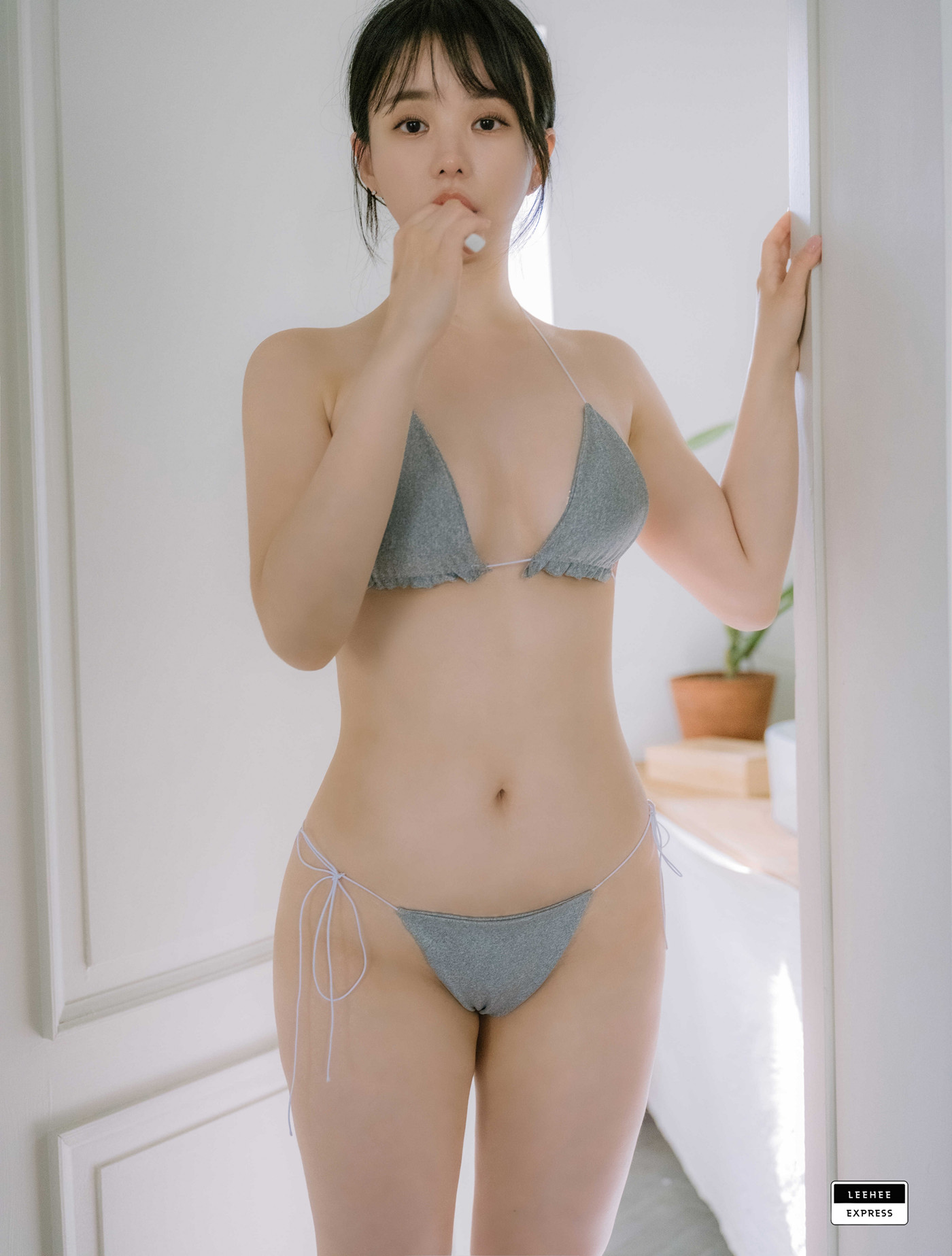 Yuri 유리, LEEHEE EXPRESS LEND-037 Set.02の写真 7