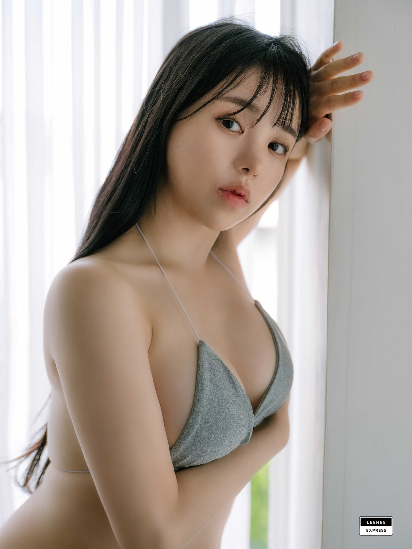 Yuri 유리, LEEHEE EXPRESS LEND-037 Set.02の写真 32