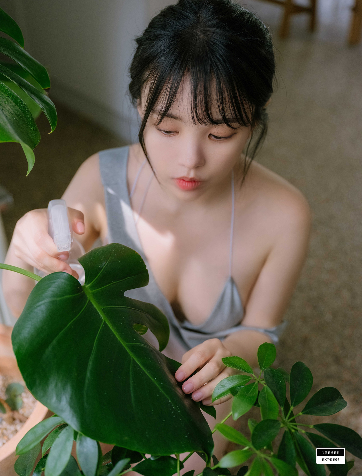 Yuri 유리, LEEHEE EXPRESS LEND-037 Set.01の写真 3