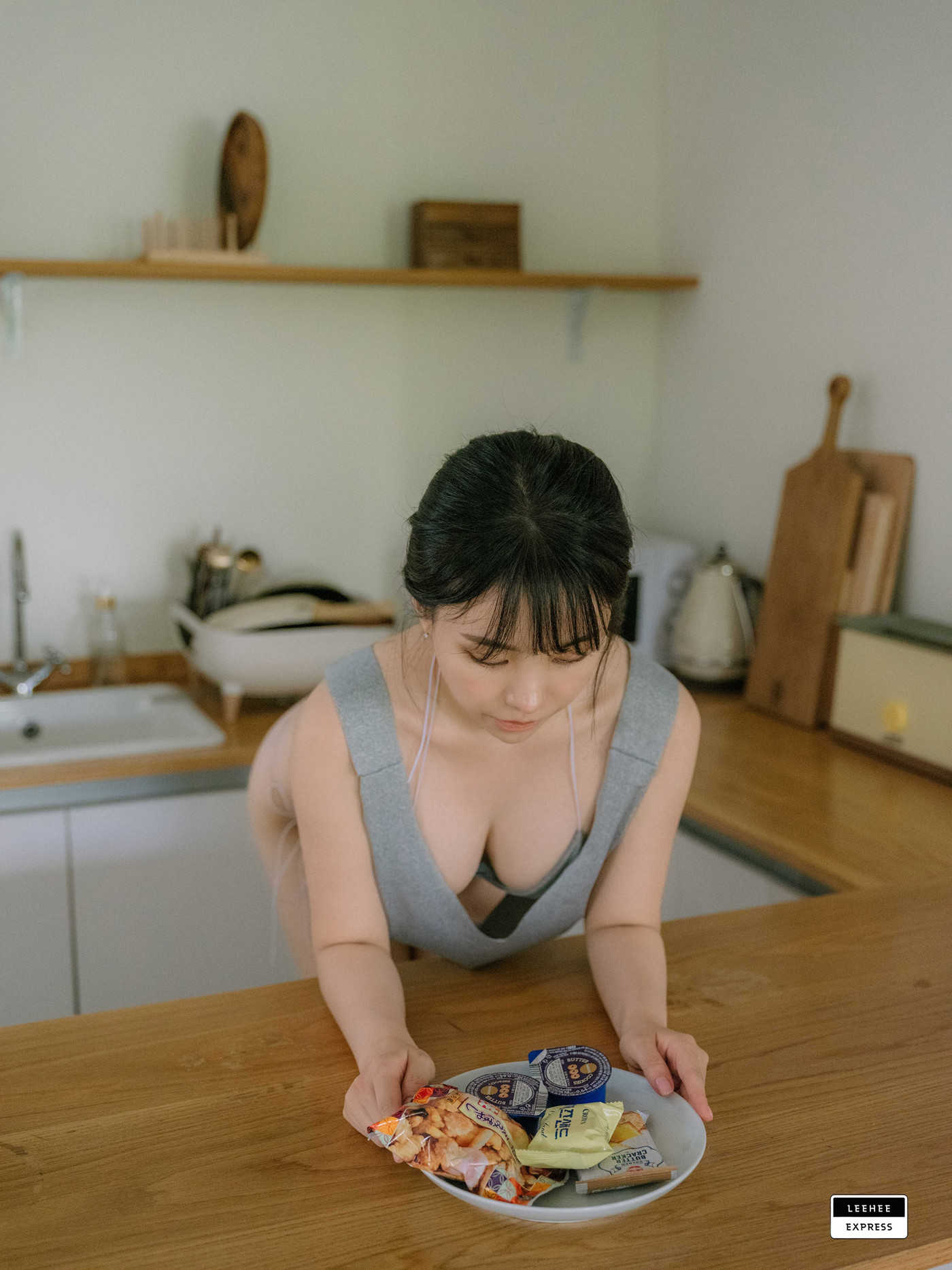 Yuri 유리, LEEHEE EXPRESS LEND-037 Set.01の写真 8