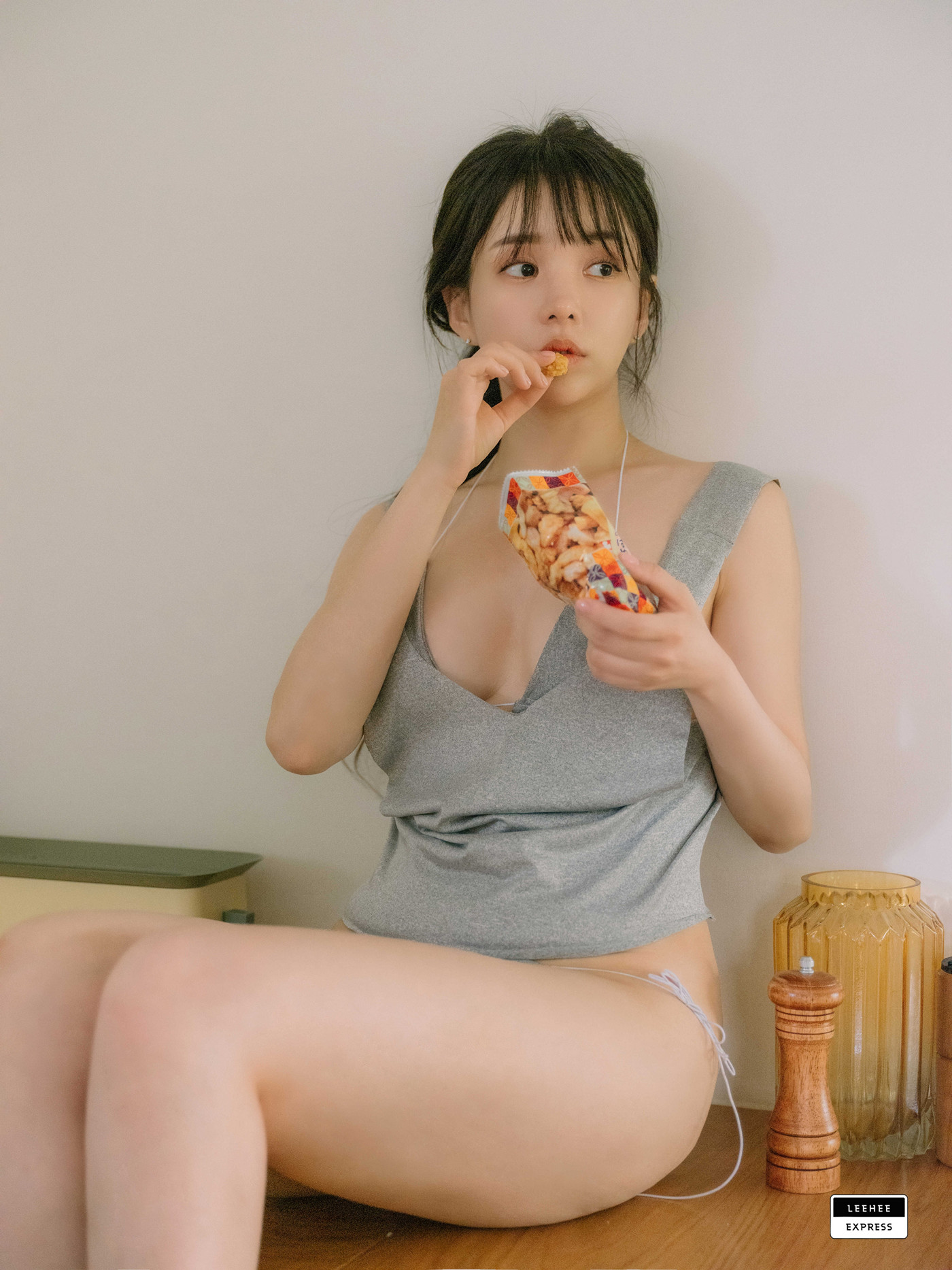Yuri 유리, LEEHEE EXPRESS LEND-037 Set.01の写真 14