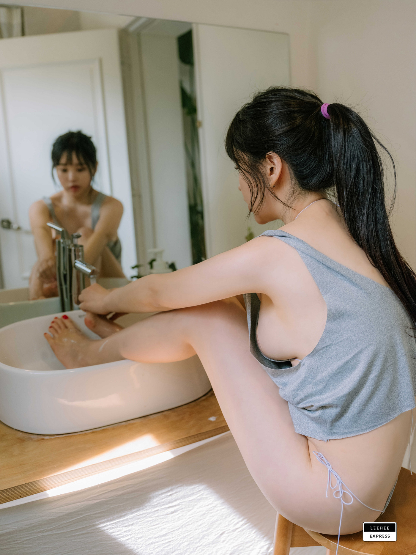Yuri 유리, LEEHEE EXPRESS LEND-037 Set.01の写真 19