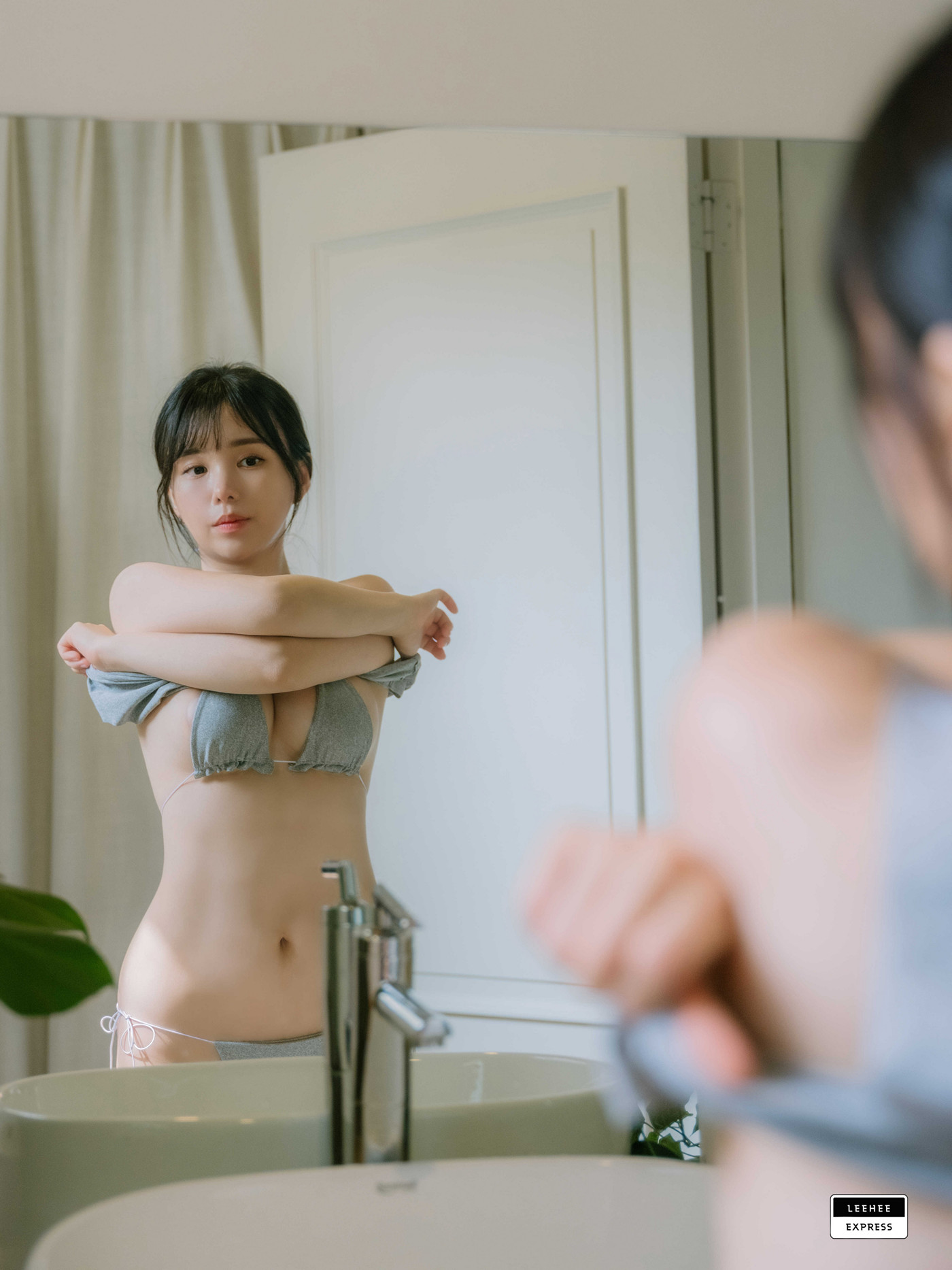 Yuri 유리, LEEHEE EXPRESS LEND-037 Set.01の写真 29