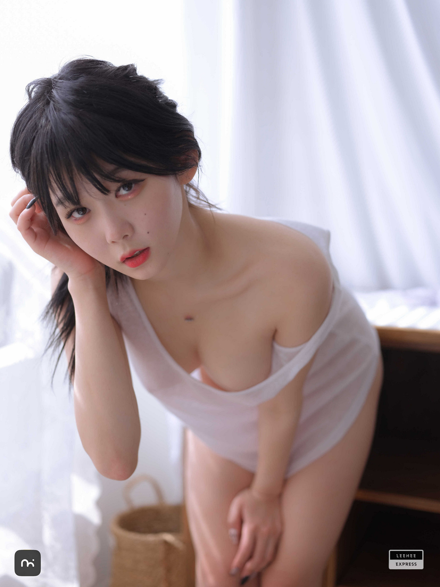 ZIA.Kwon 권지아, LEEHEE EXPRESS LEHF-224B Set.01の写真 14