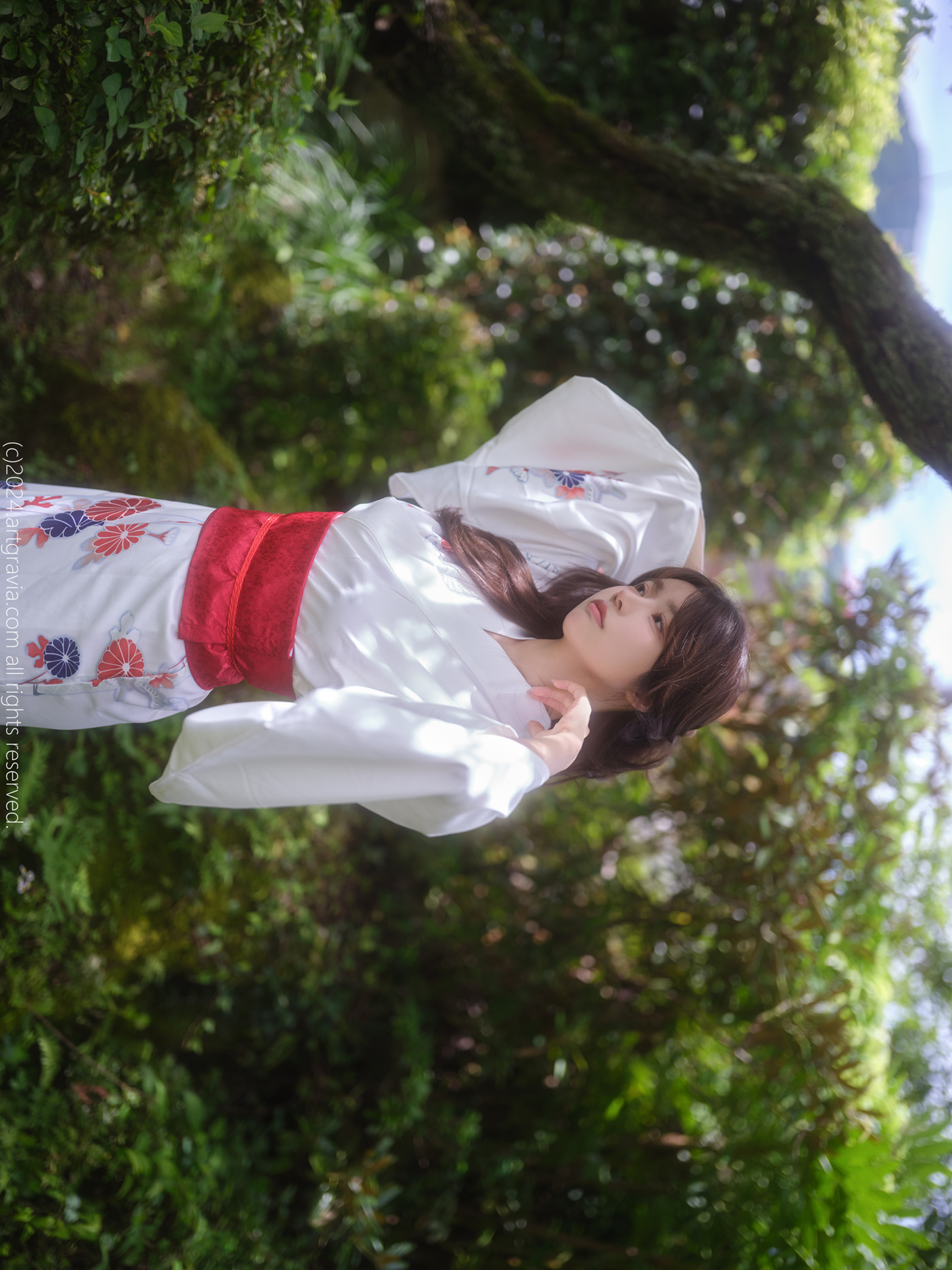 YeonYu 연유, ArtGravia Vol.708 Photobook Set.01の写真 2