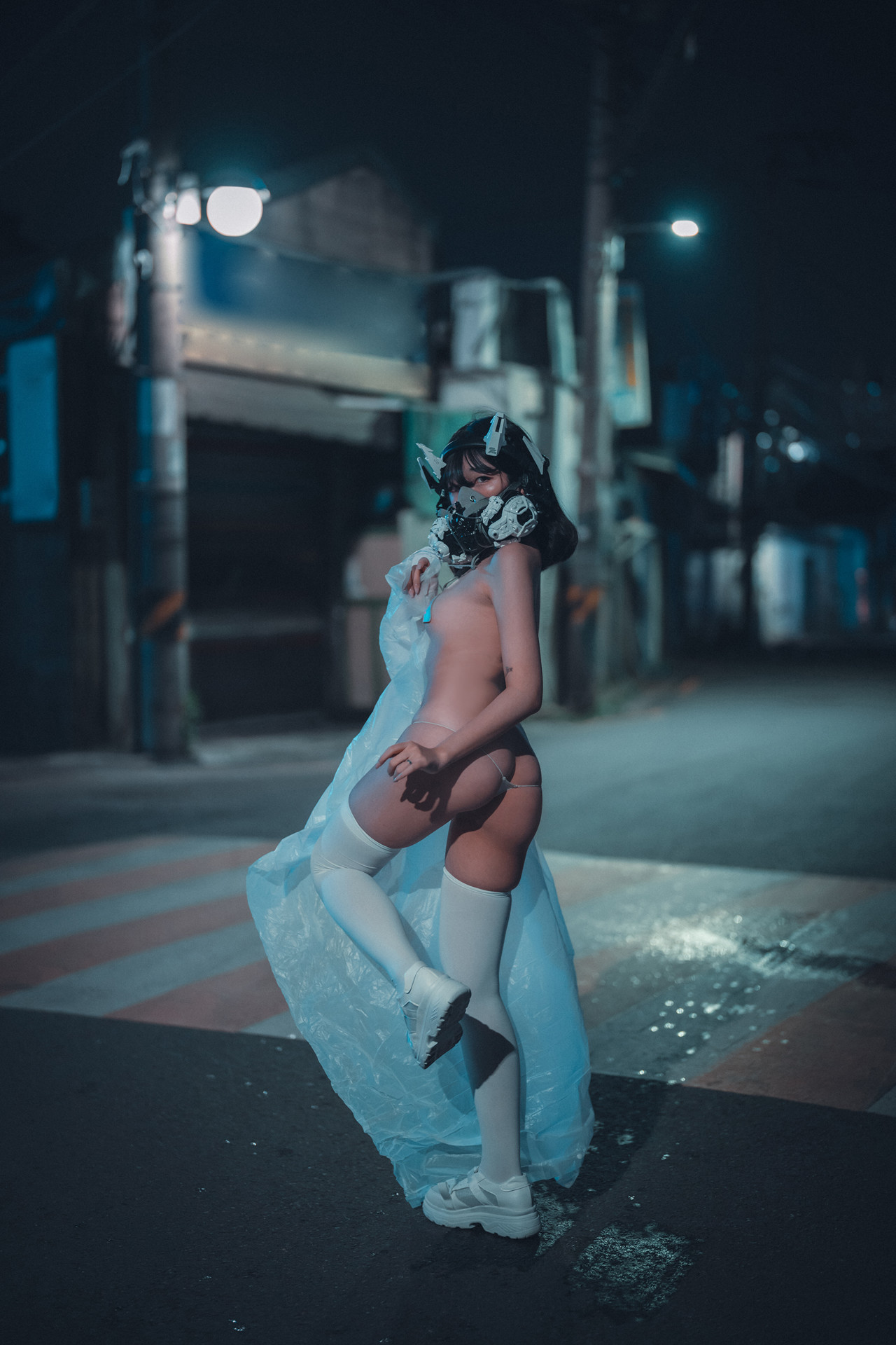 Sonson 손손, DJAWA ‘Masked-girl in raincoat’ Set.01の写真 14