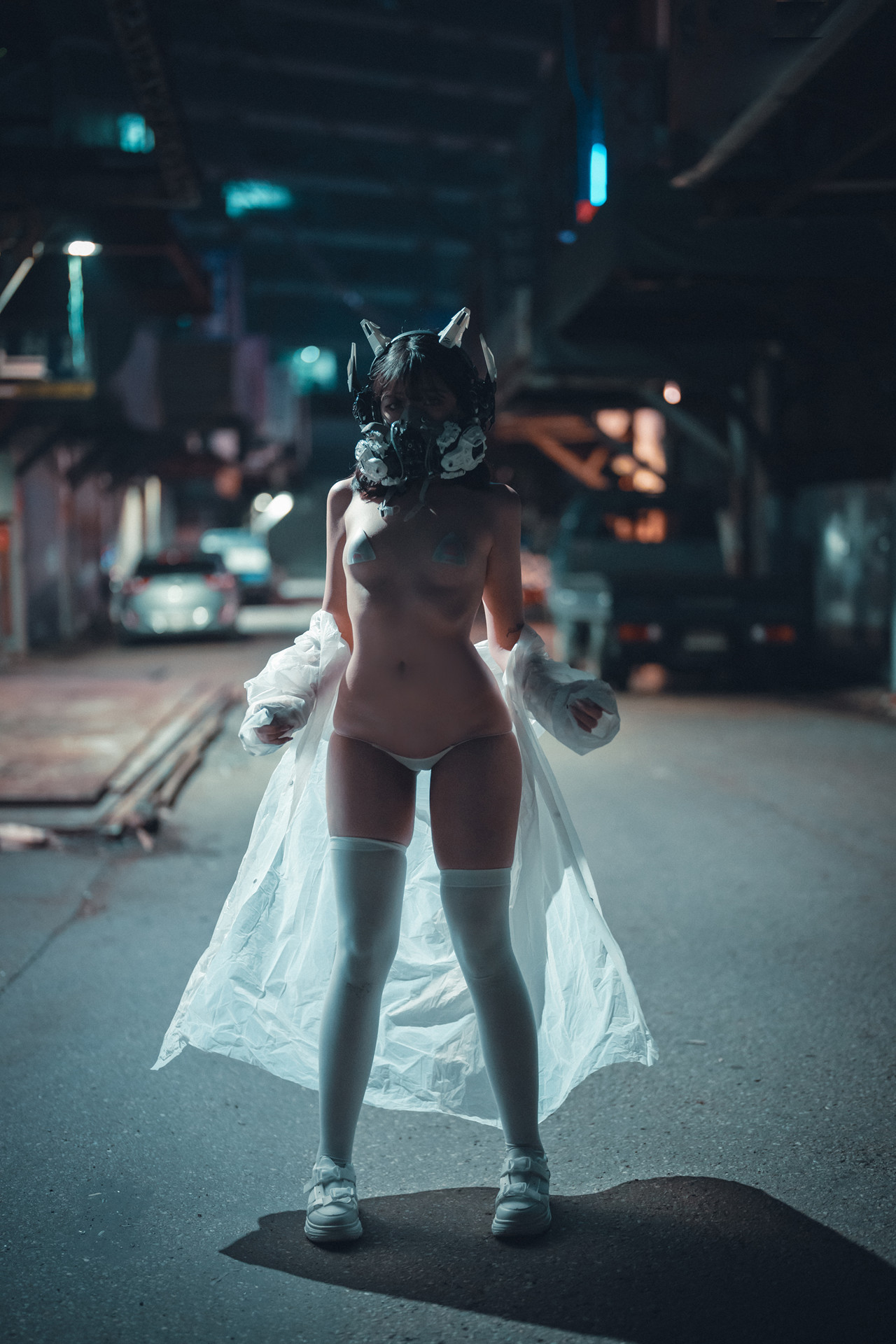 Sonson 손손, DJAWA ‘Masked-girl in raincoat’ Set.01の写真 22