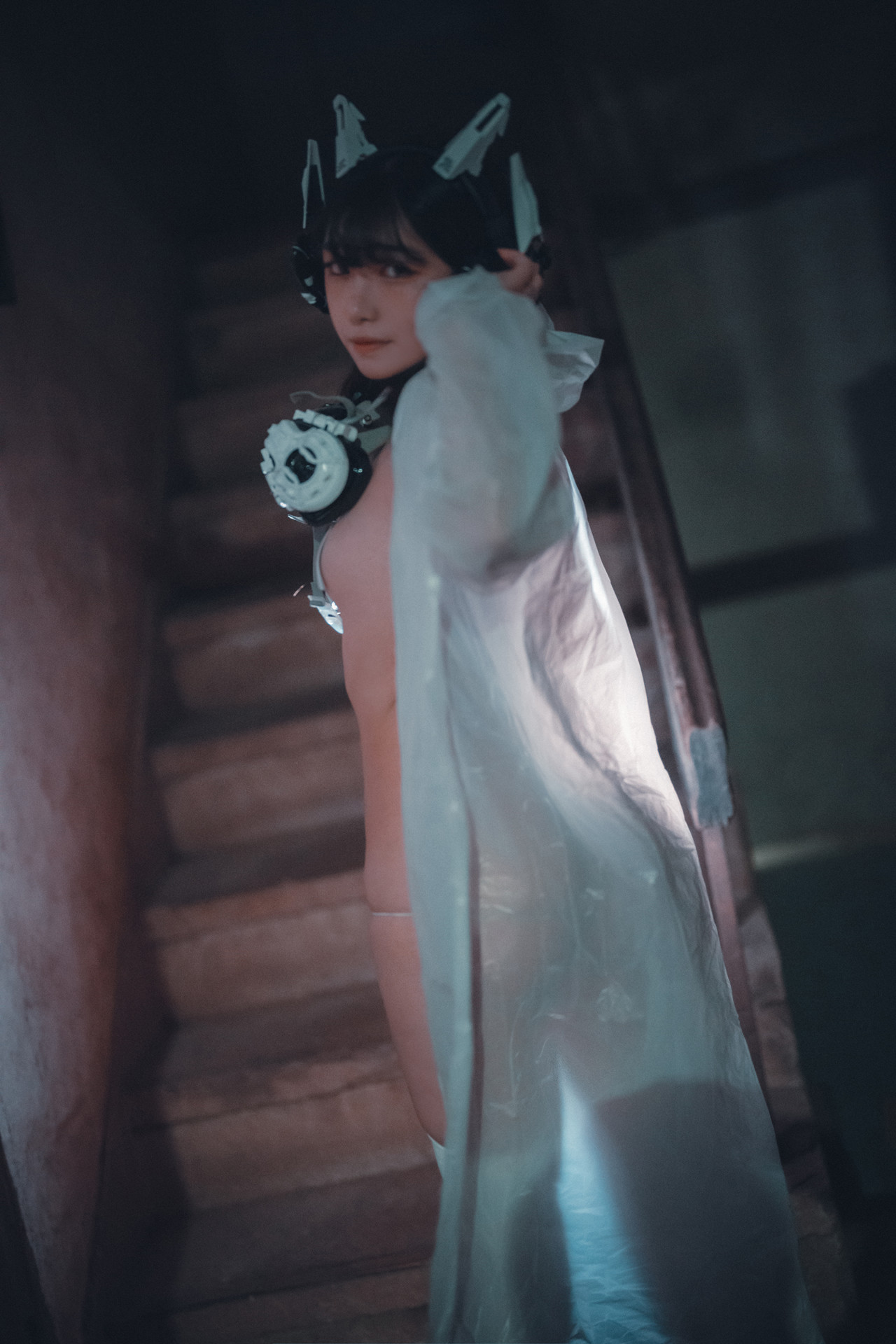 Sonson 손손, DJAWA ‘Masked-girl in raincoat’ Set.02の写真 21