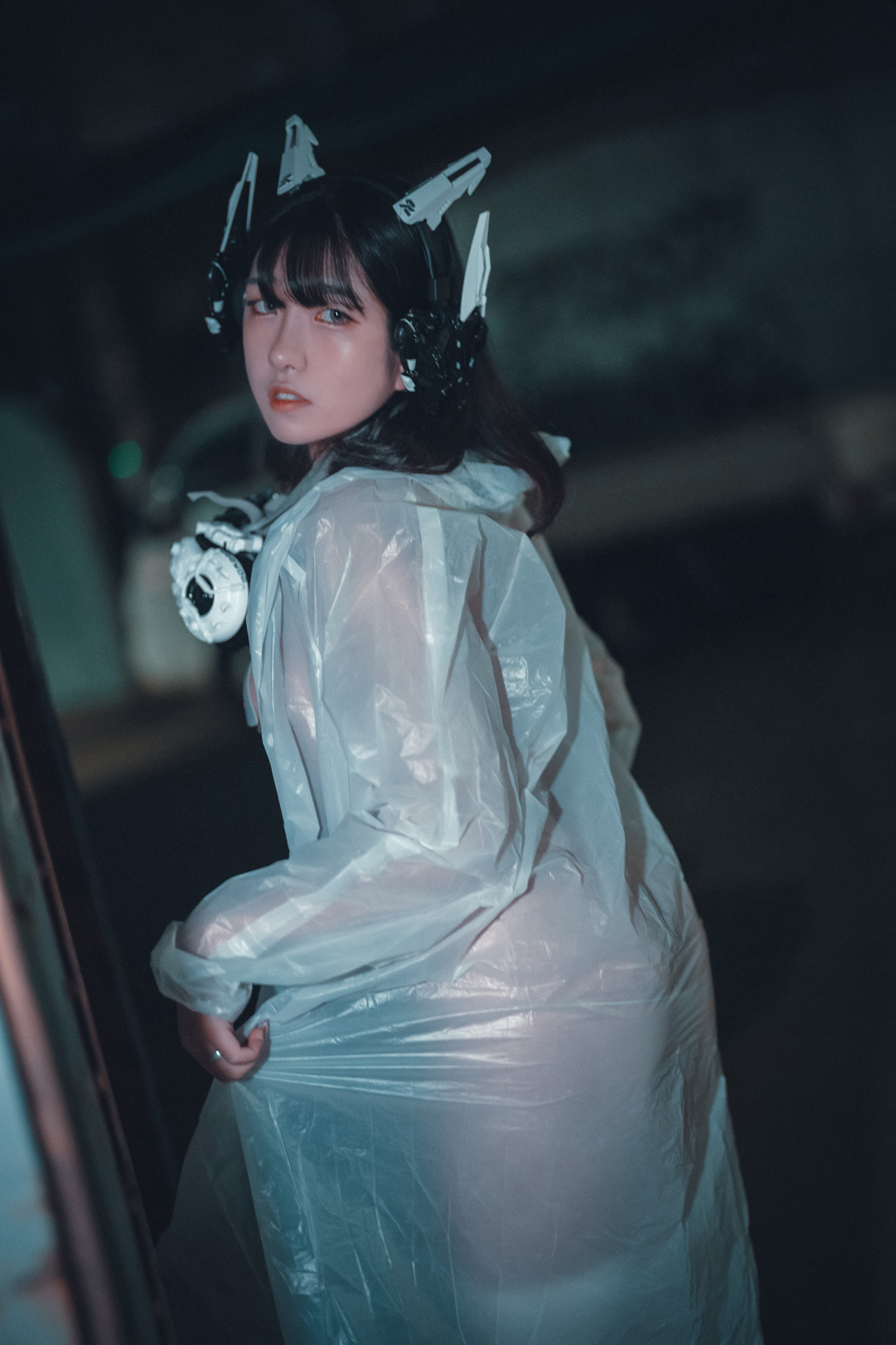 Sonson 손손, DJAWA ‘Masked-girl in raincoat’ Set.02の写真 24