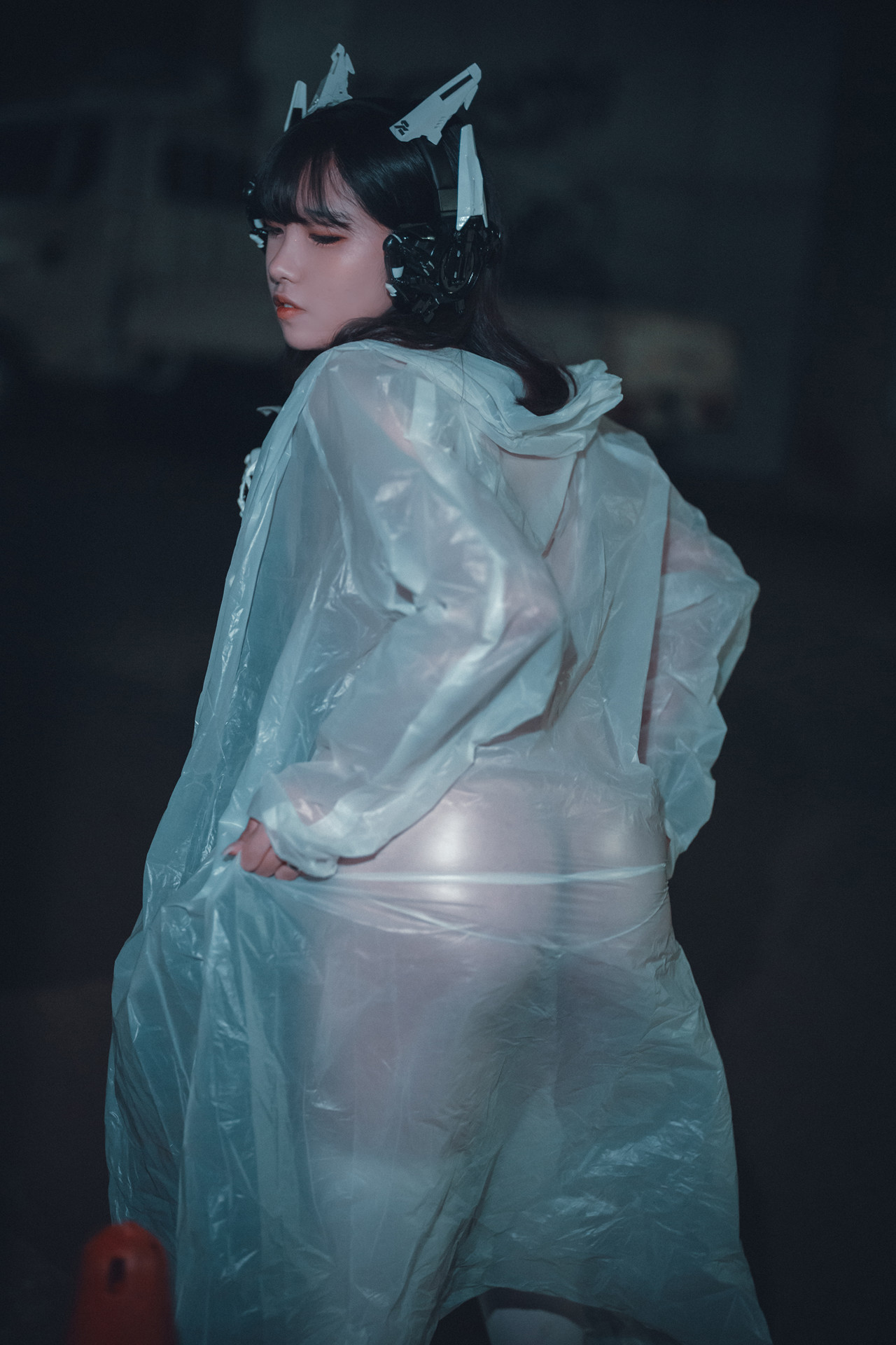 Sonson 손손, DJAWA ‘Masked-girl in raincoat’ Set.02の写真 27