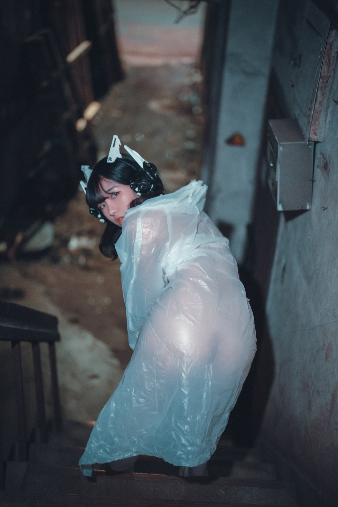 Sonson 손손, DJAWA ‘Masked-girl in raincoat’ Set.02の写真 49