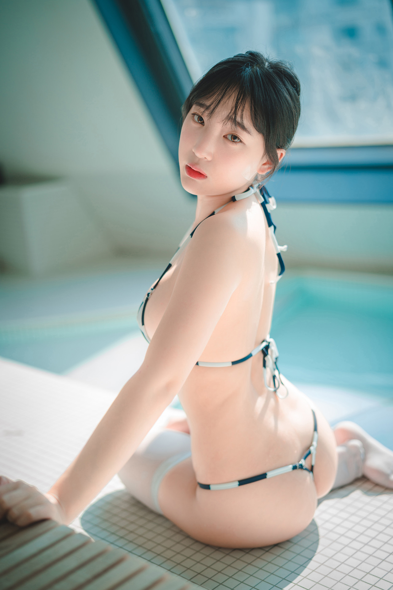 Kang Inkyung 강인경, DJAWA ‘Poolside’ Set.01の写真 17