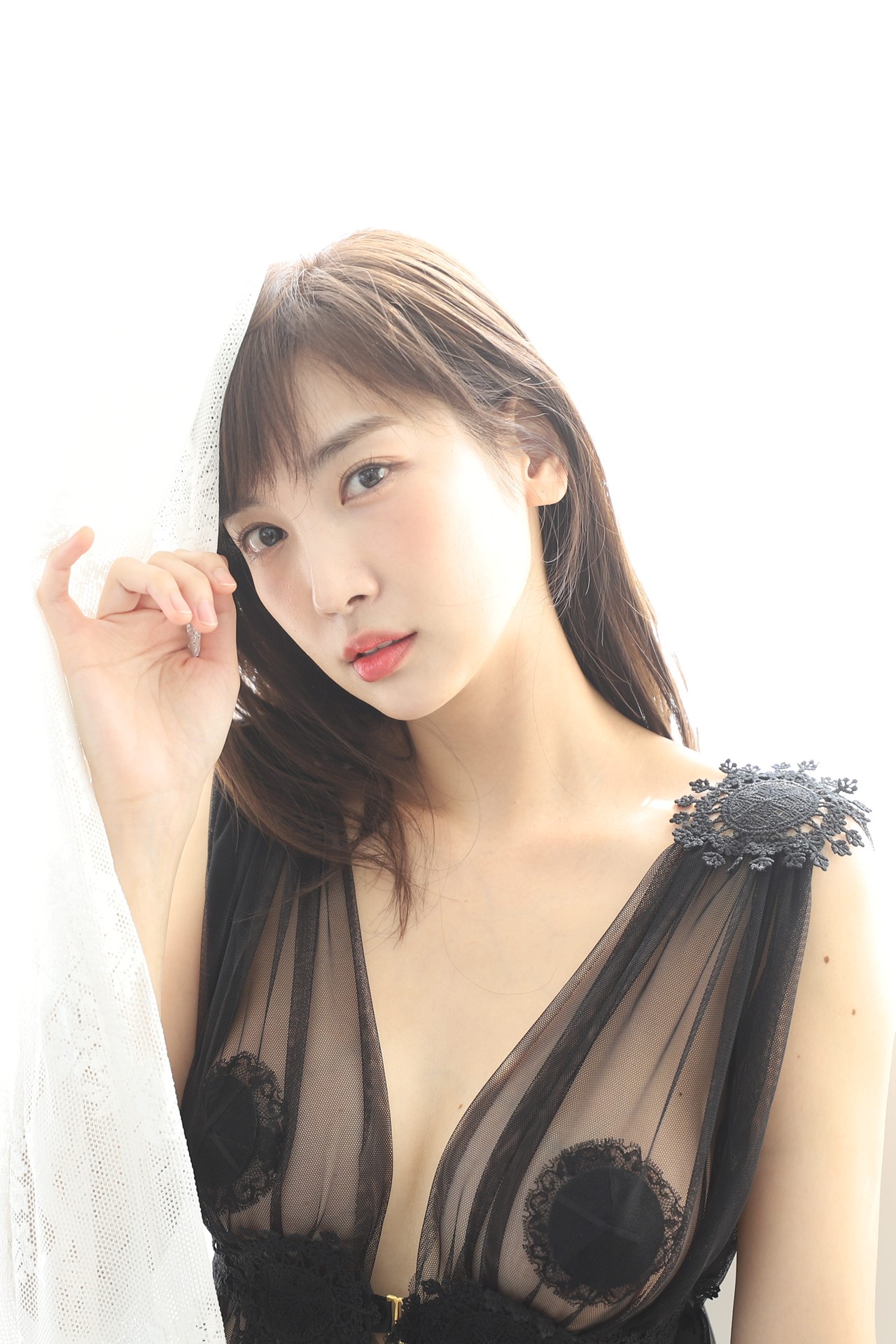 Mozzi 모찌, Sonson 손손, DJAWA ‘Spring Comes Twice’ Set.01の写真 32