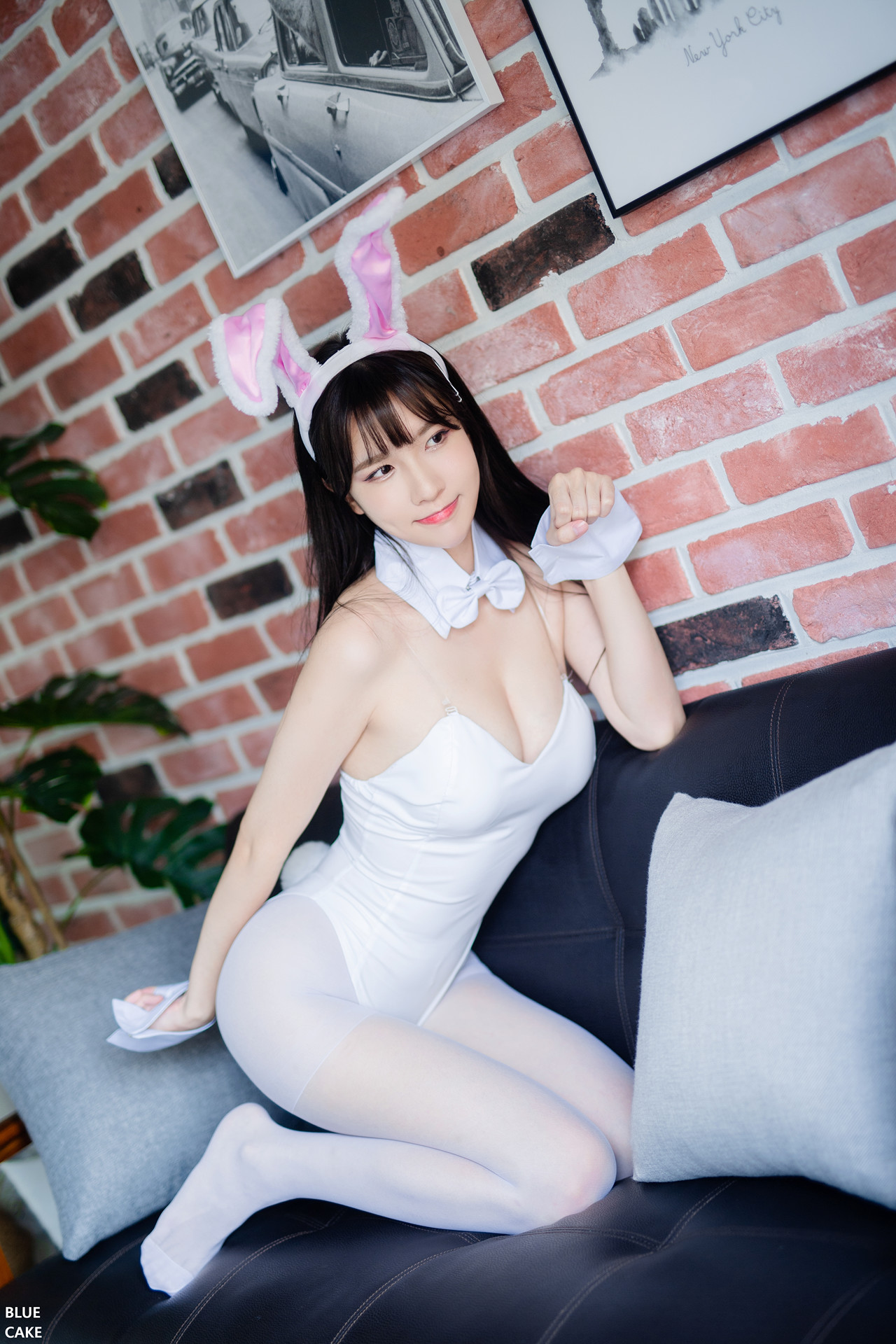Lee Ahrin 이아린, BlueCake ‘White Black Bunny’ Set.01の写真 4