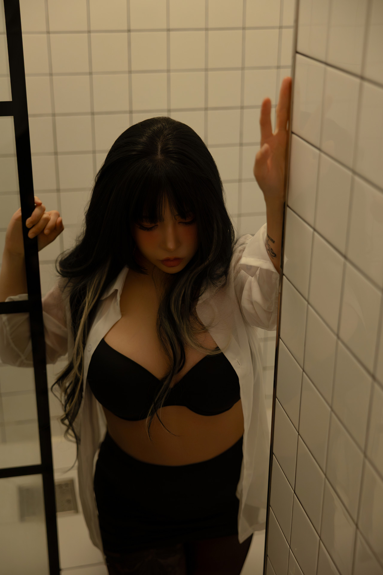 Lee Yuin 유인, Photobook ‘Girl Next Door’ Set.01の写真 8
