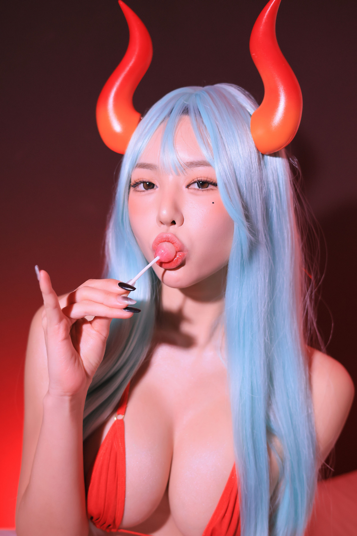Dongeuran 동그란, PhotoBook 「Red Succubus」 Set.04の写真 20