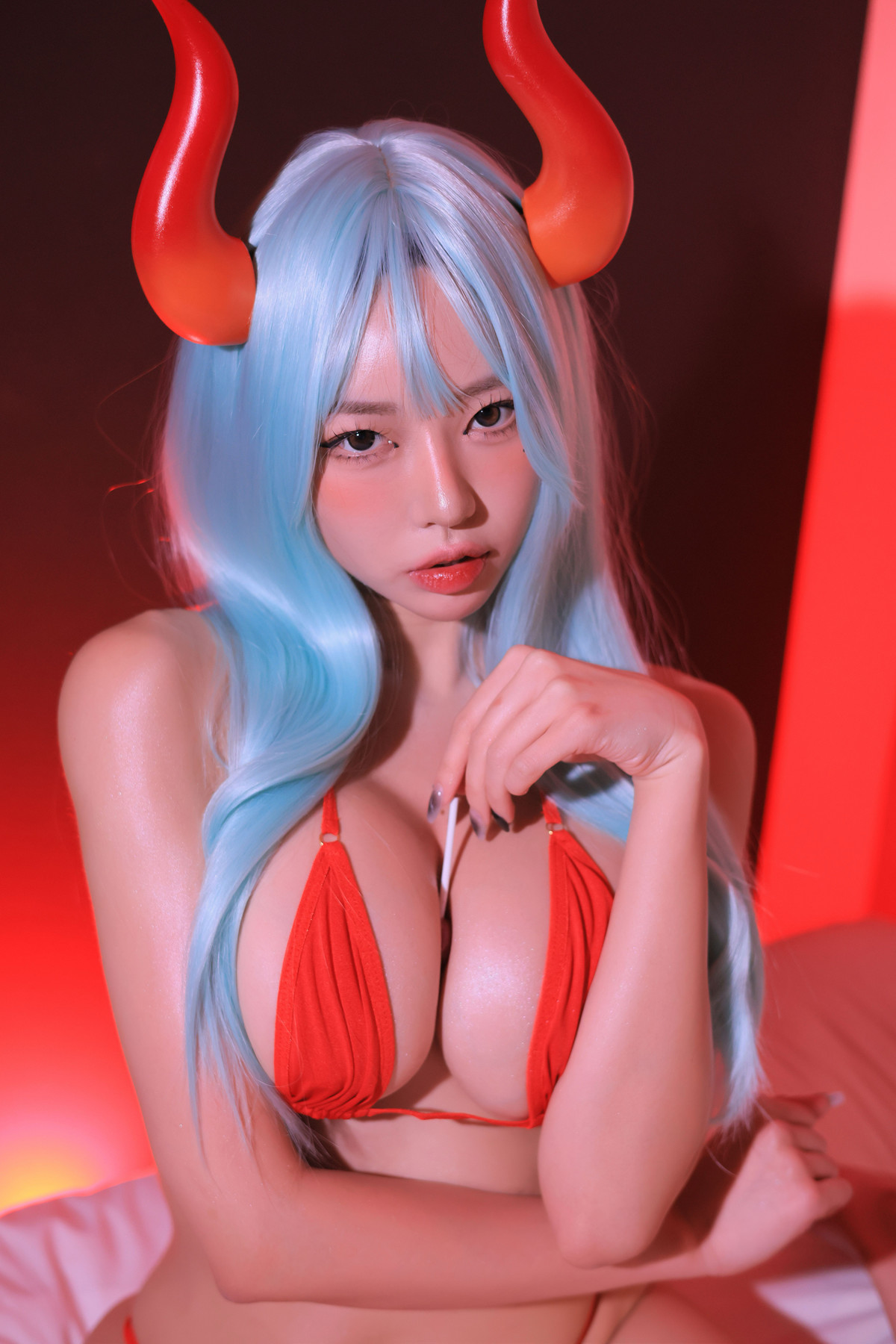 Dongeuran 동그란, PhotoBook 「Red Succubus」 Set.04の写真 29